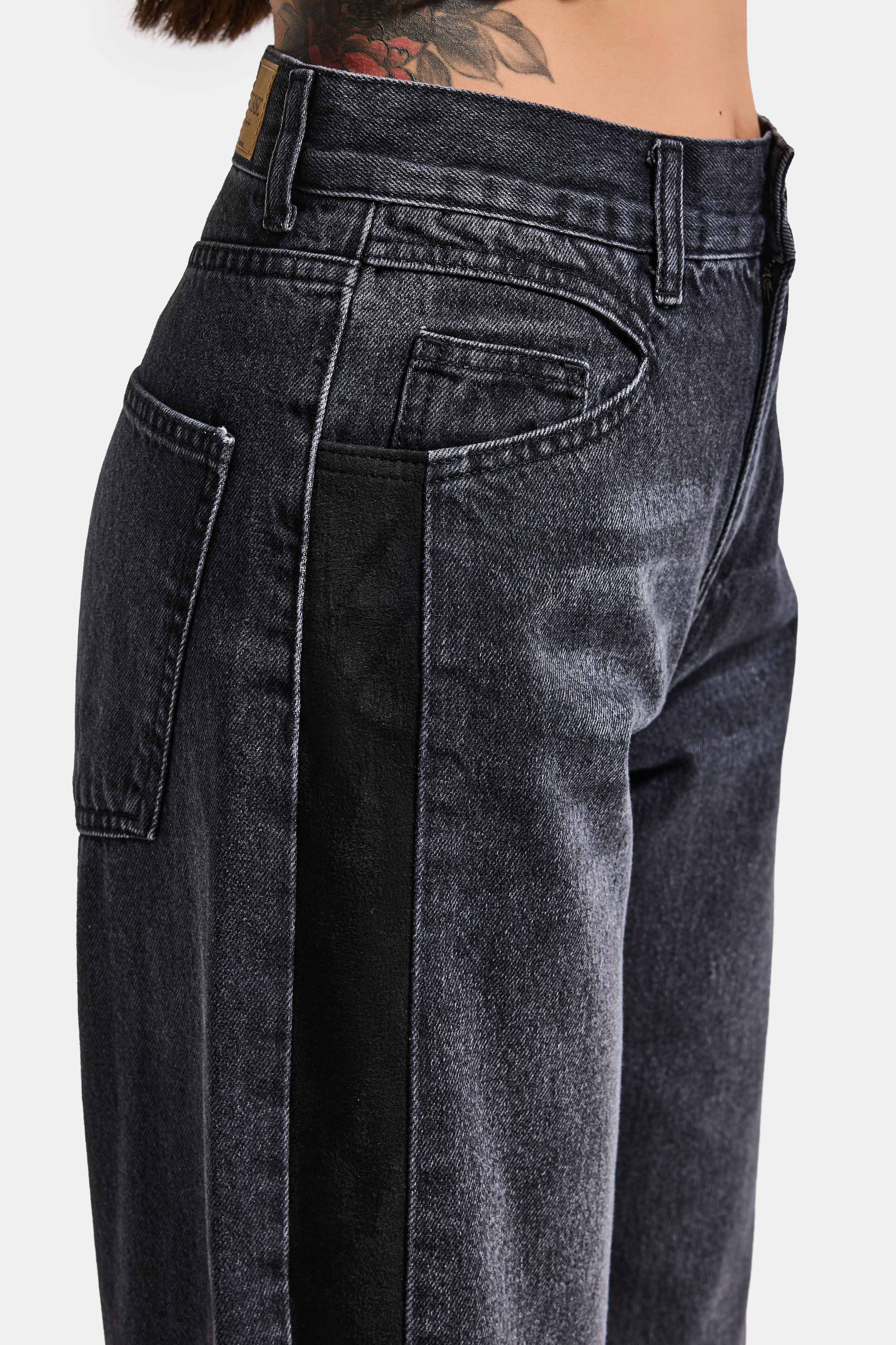 Kadın Koyu Füme 2s6-1 Loose Fit Yandan Süet Şeritli Tasarım Denim Jean