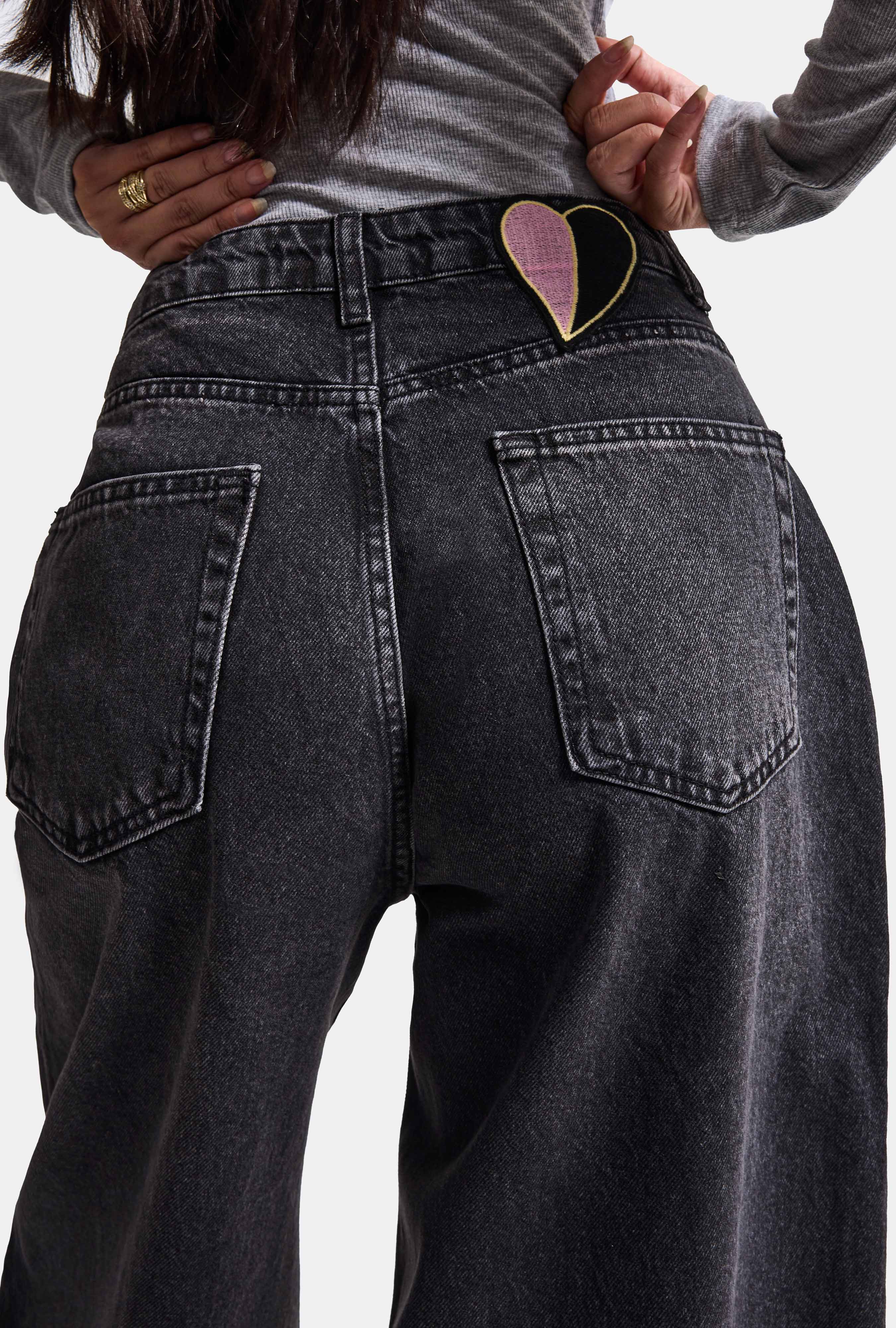 Kadın Koyu Füme 2w6-1 Barrel Fit Kalp Jakron Detaylı Denim Jean