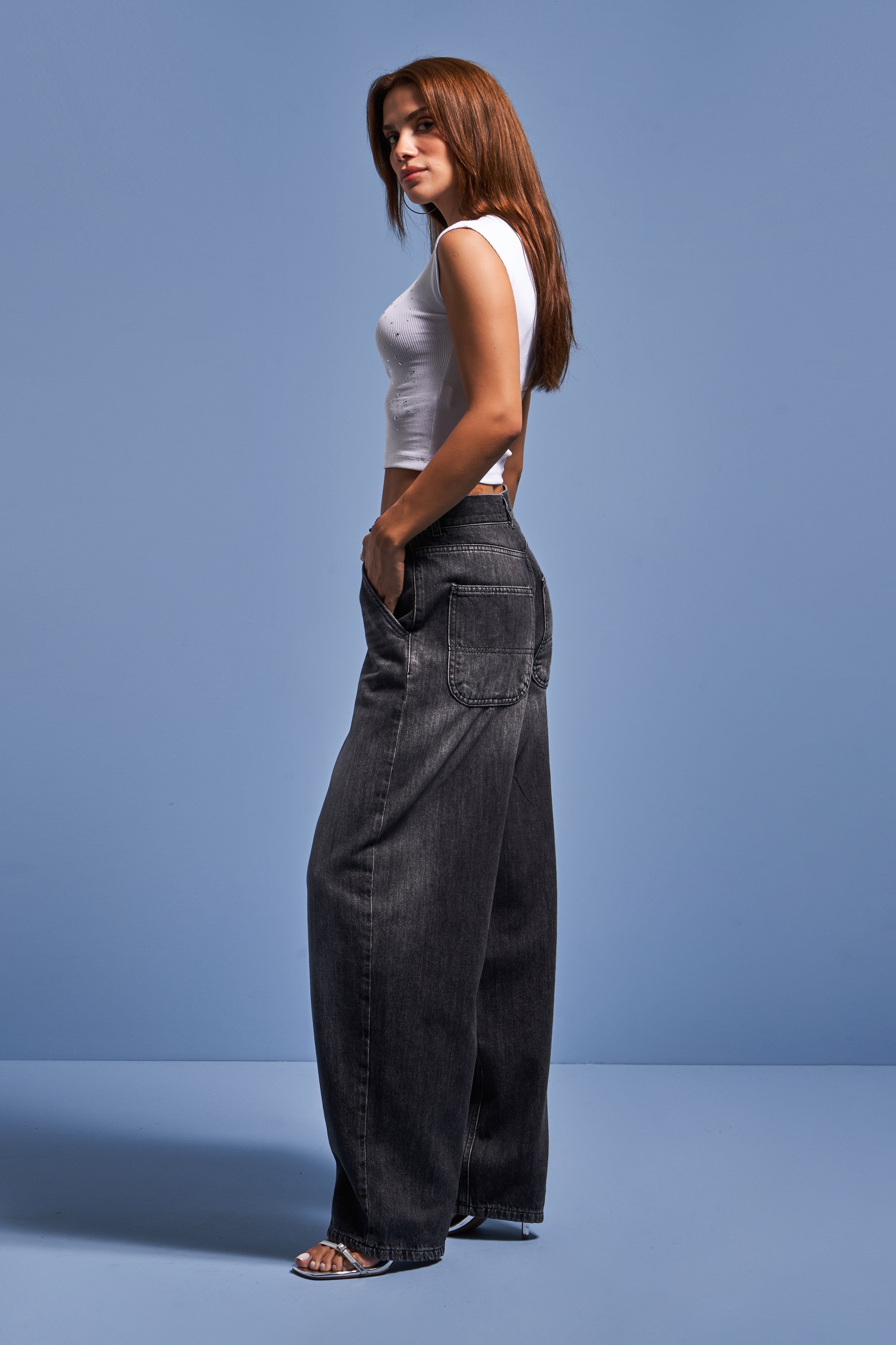 Женские джинсы темно-дымчатого цвета, можжевельник, приталенный крой, 100% хлопок