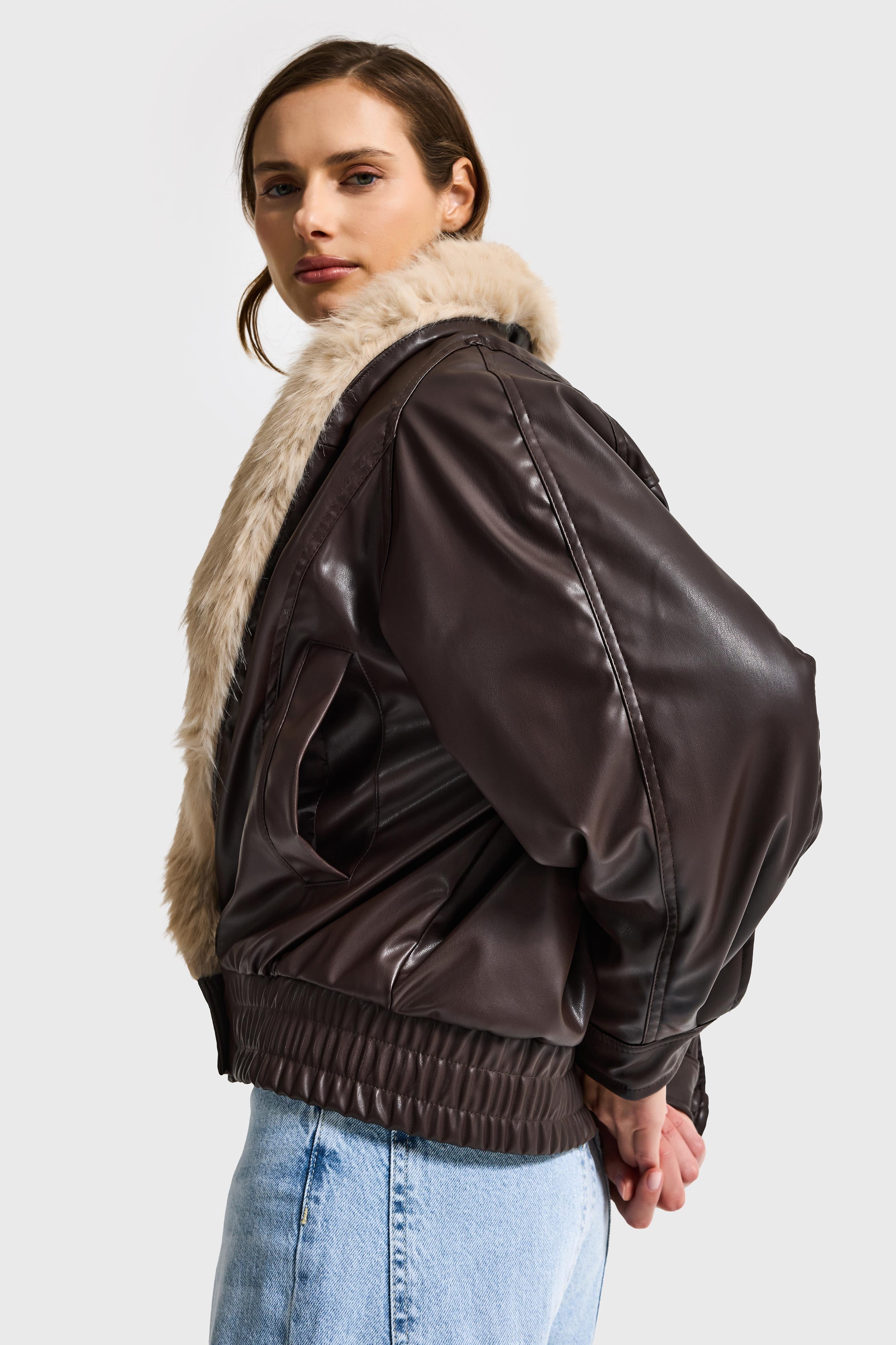 Kadın Koyu Kahve Kemer Boy Yakası Peluş İçi Astarlı Tasarım Suni Deri Mont