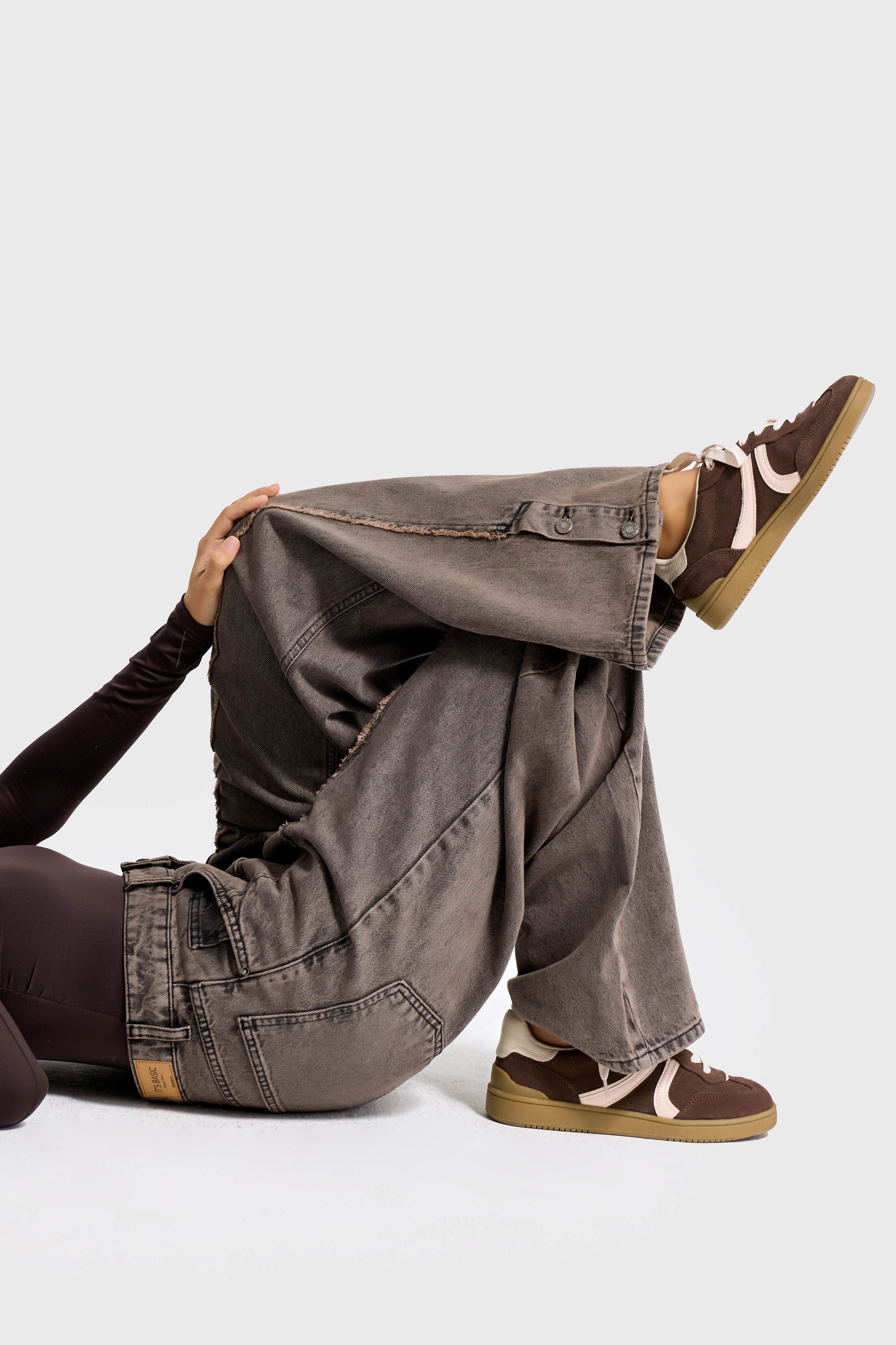 Kadın Koyu Kahve Kot 3w5-70 Süper Baggy Fit Paça Detaylı Özel Tasarım Denim Jean