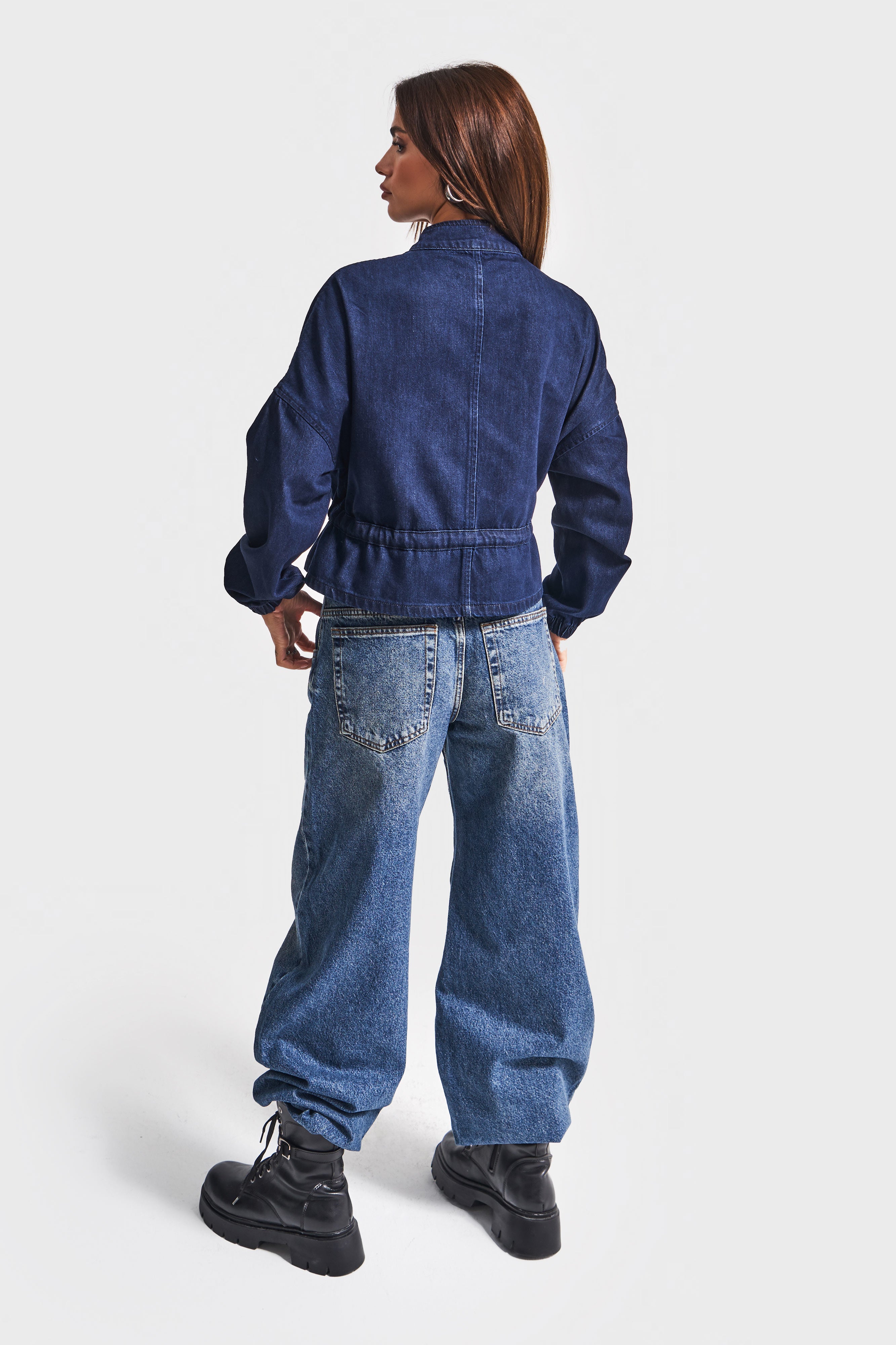 Kadın Koyu Mavi Renk 7w5-50 Oversize Kemer Detaylı Viskon Kumaş Denim Ceket Gömlek