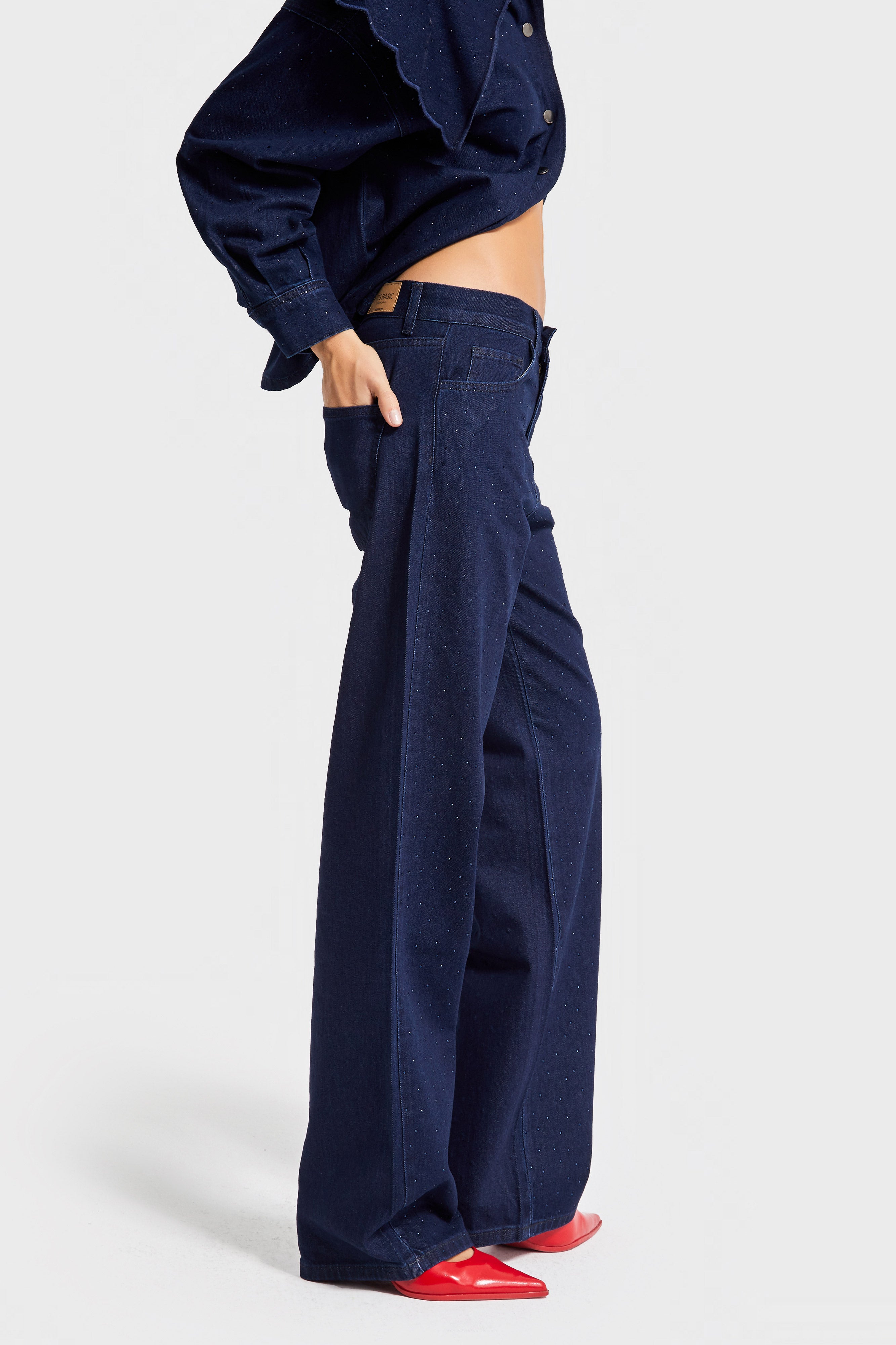 Kadın Laci İndigo Renk 7w5-50 Loose Fit Parlak Taş Detaylı İç Boy 80cm Özel Tasarım Denim Jean