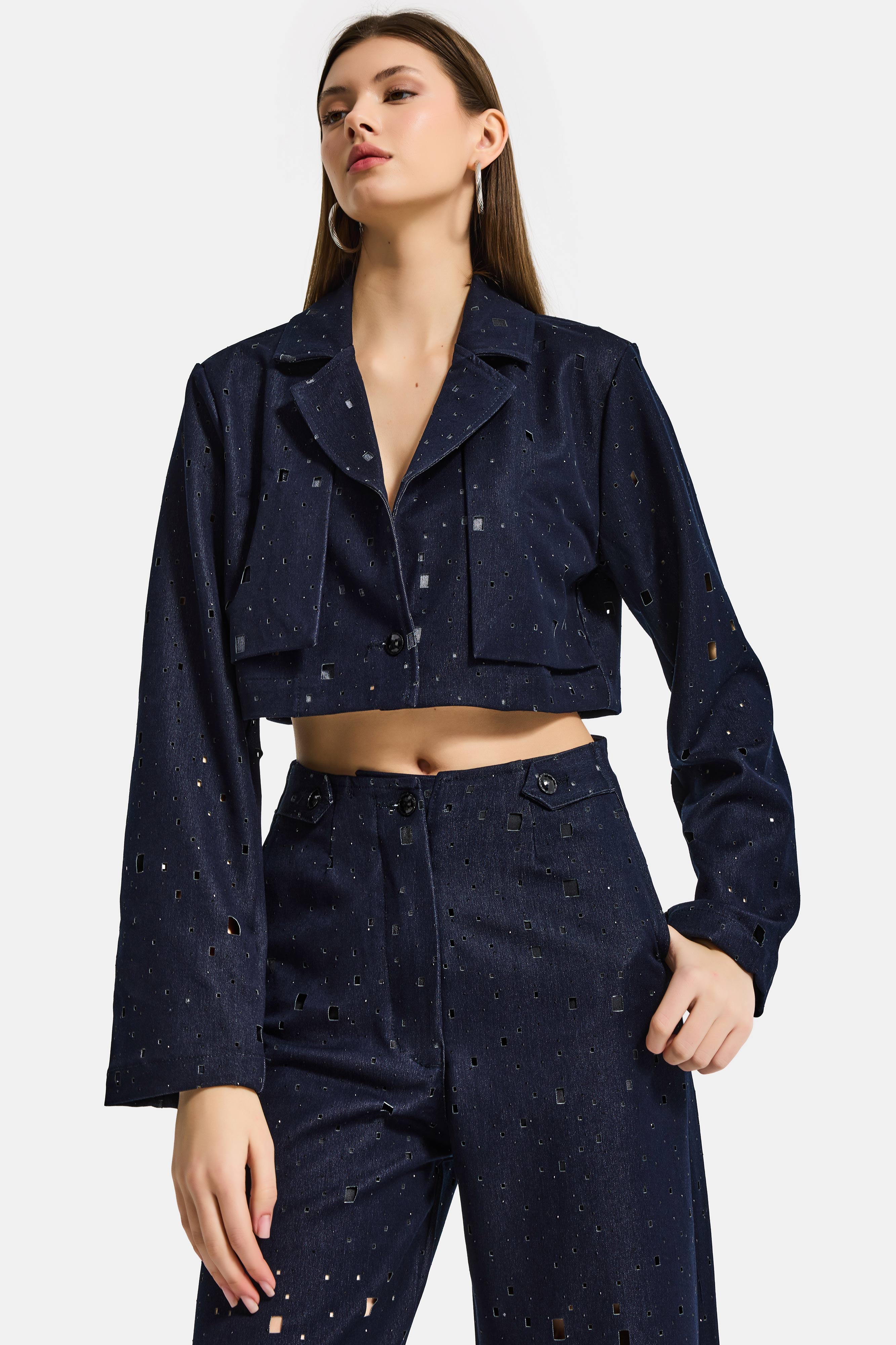 Kadın Lacivert s6-56 Crop Fit Özel Tasarım Delikli Denim Ceket