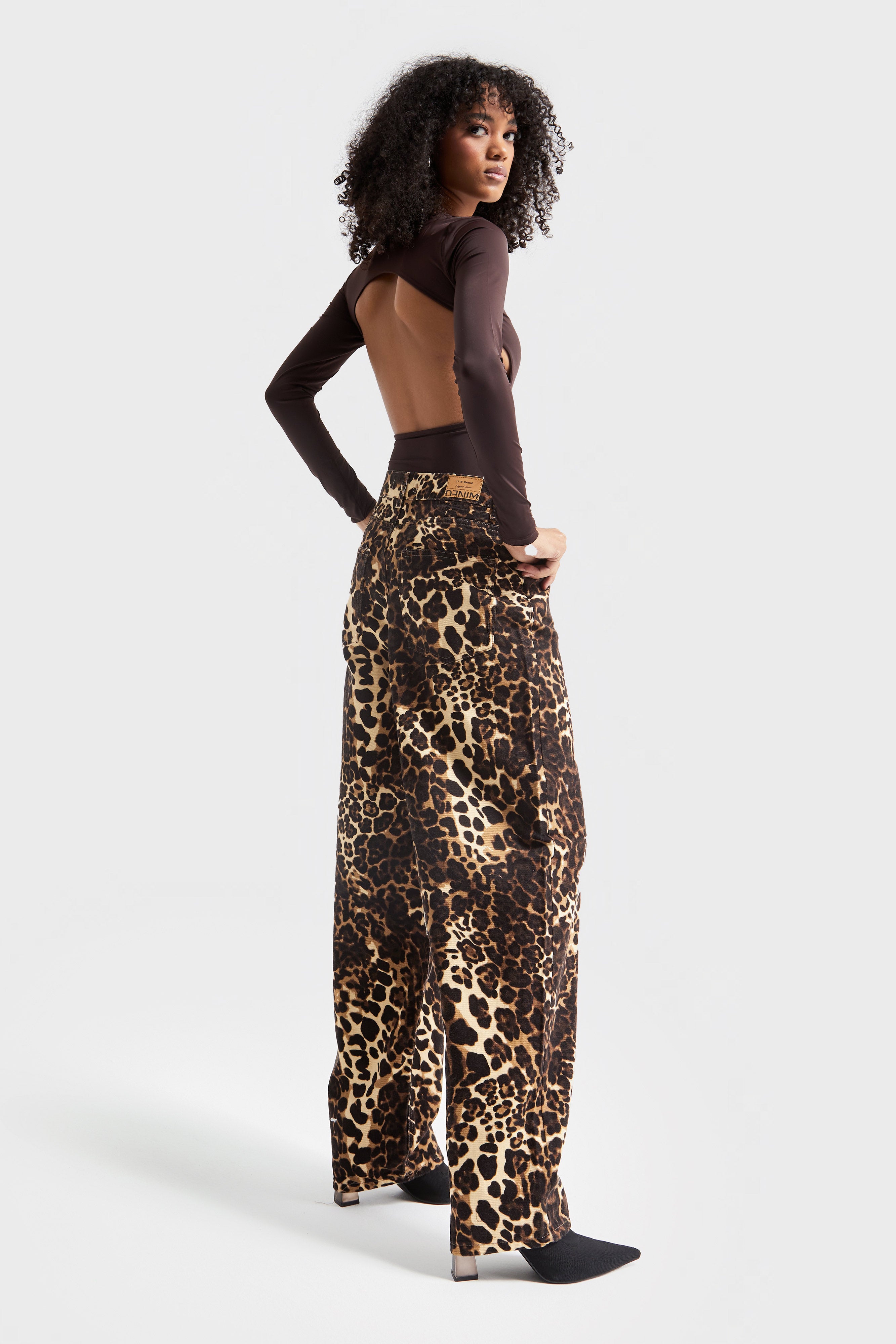 Women Leopard Color Skater Fit Loose Cut Denim
