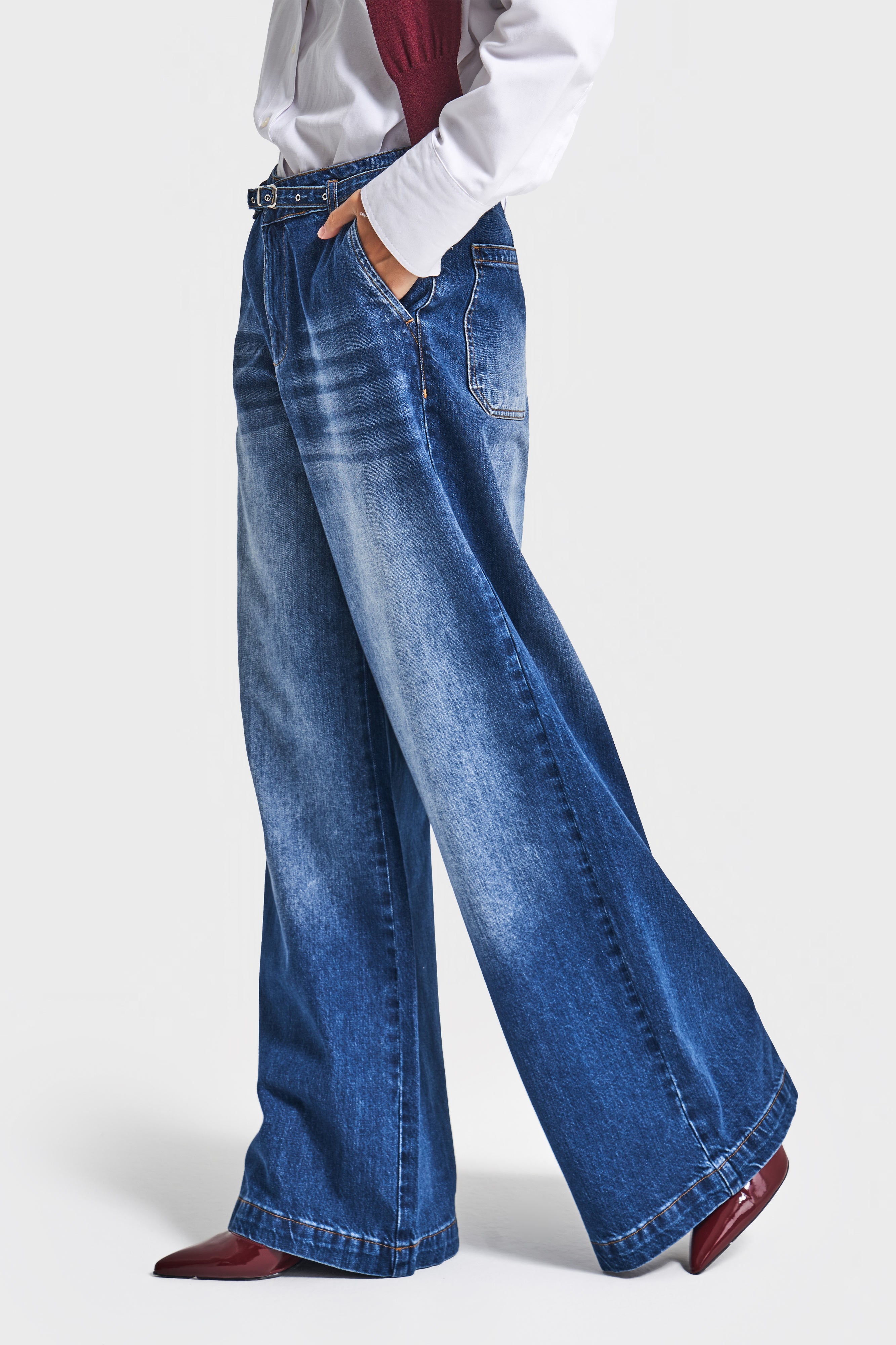 Women's Blue 2w5-5 Super Palazzo Fit Belt Detail Denim Jeans