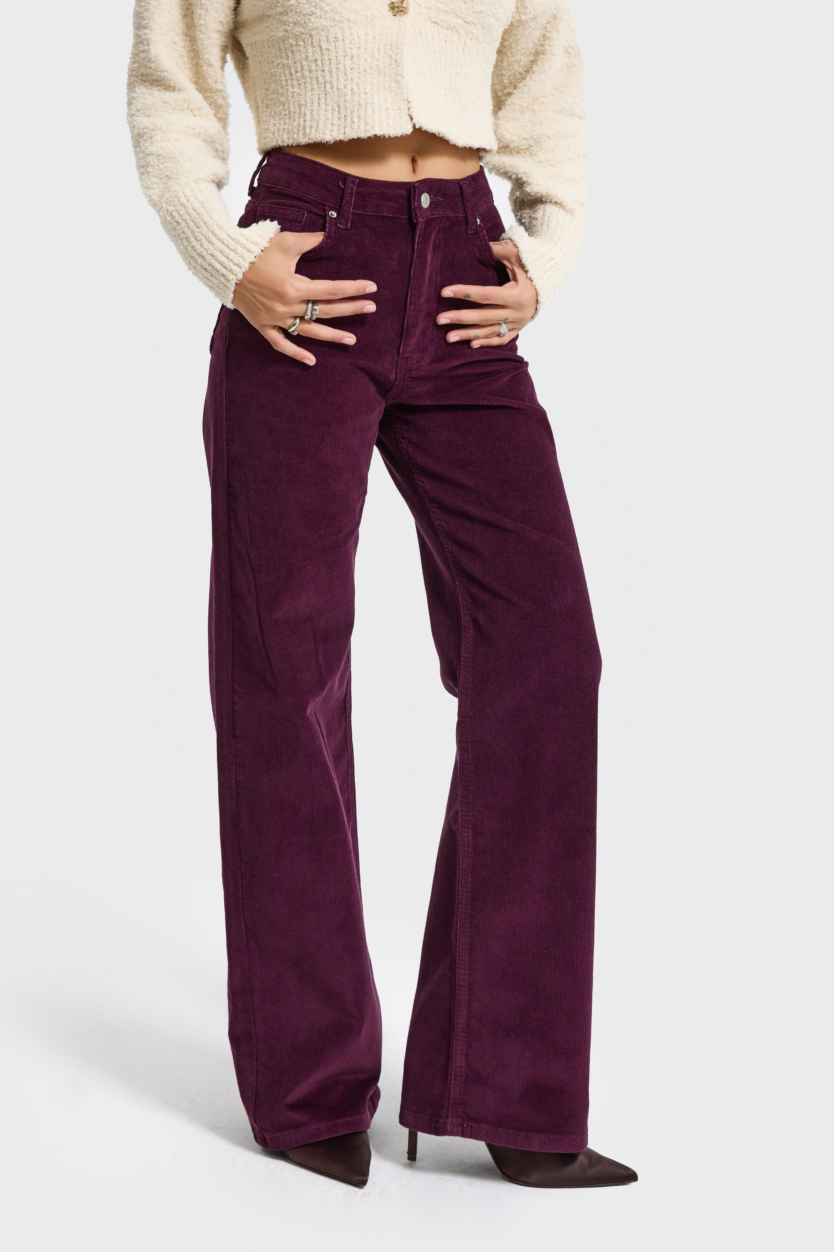 Kadın Mor Renk 26w5-111 Straight Cropped Fit Elastan Kumaş İnce Fitilli Velvet Kadife Kumaş Pantolon