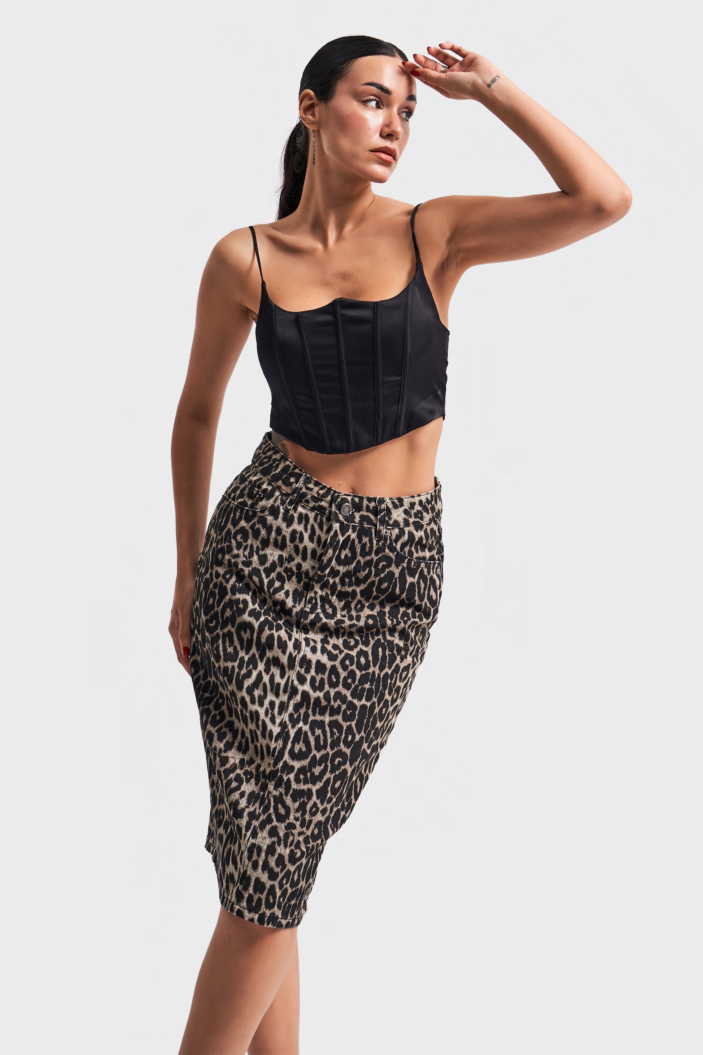 Women's Original Leopard Color Midi Length Back Slit Skirt