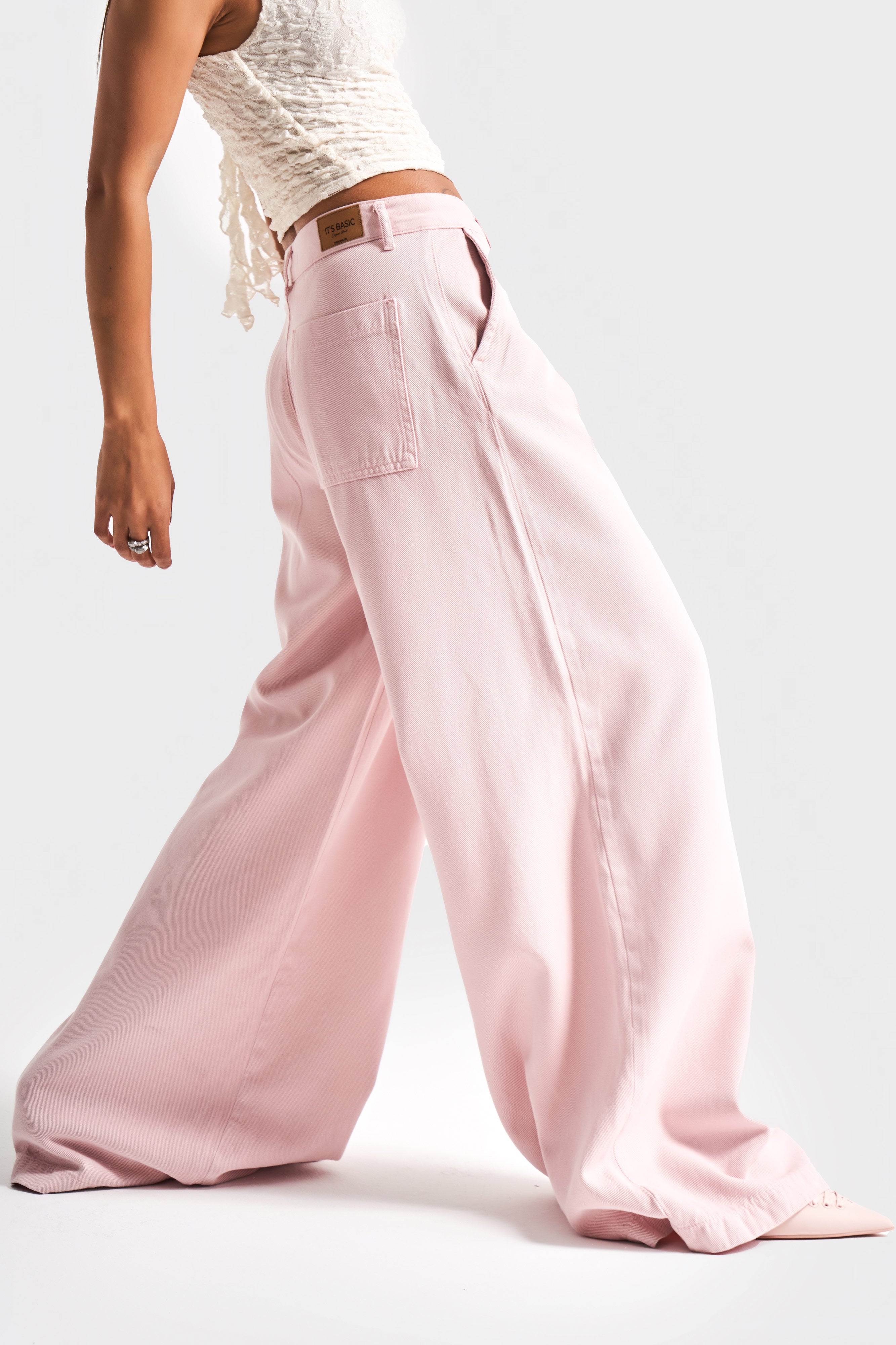 Женские джинсы-палаццо розового цвета 6s5-98 свободного кроя со складками из 100% хлопкового денима