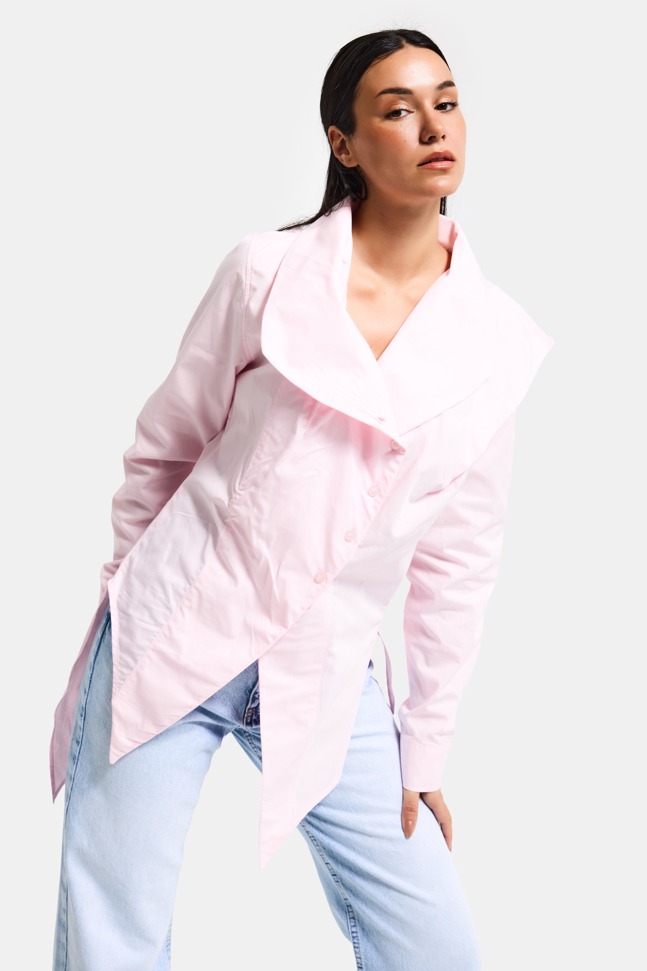 Kadın Pembe Renk Regular Fit Özel Yaka Detaylı Tasarım Gömlek