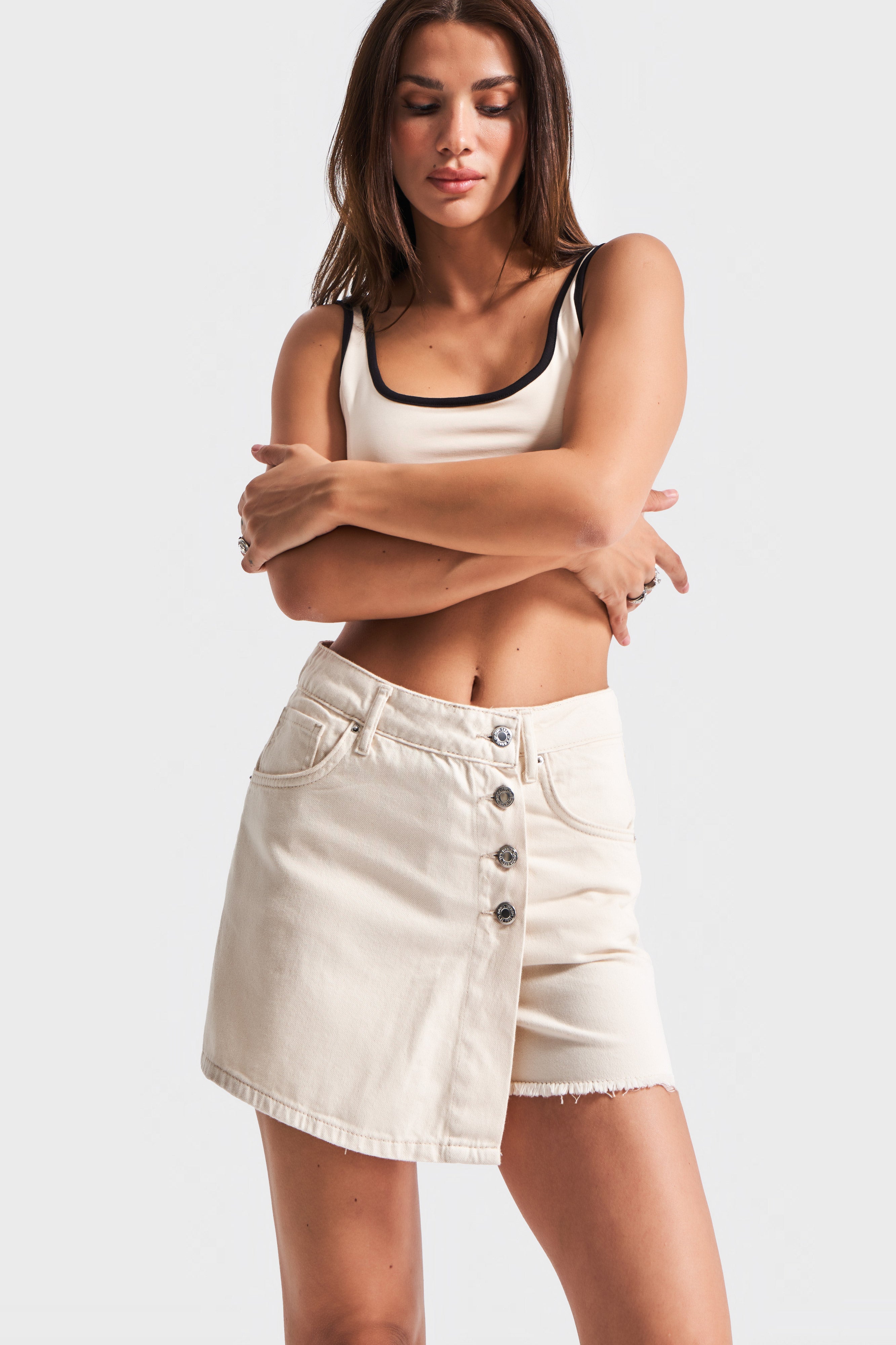 Kadın Raw Renk 7s5-69 Midi Boy Önü Düğmeli %100 Koton Denim Şort Etek