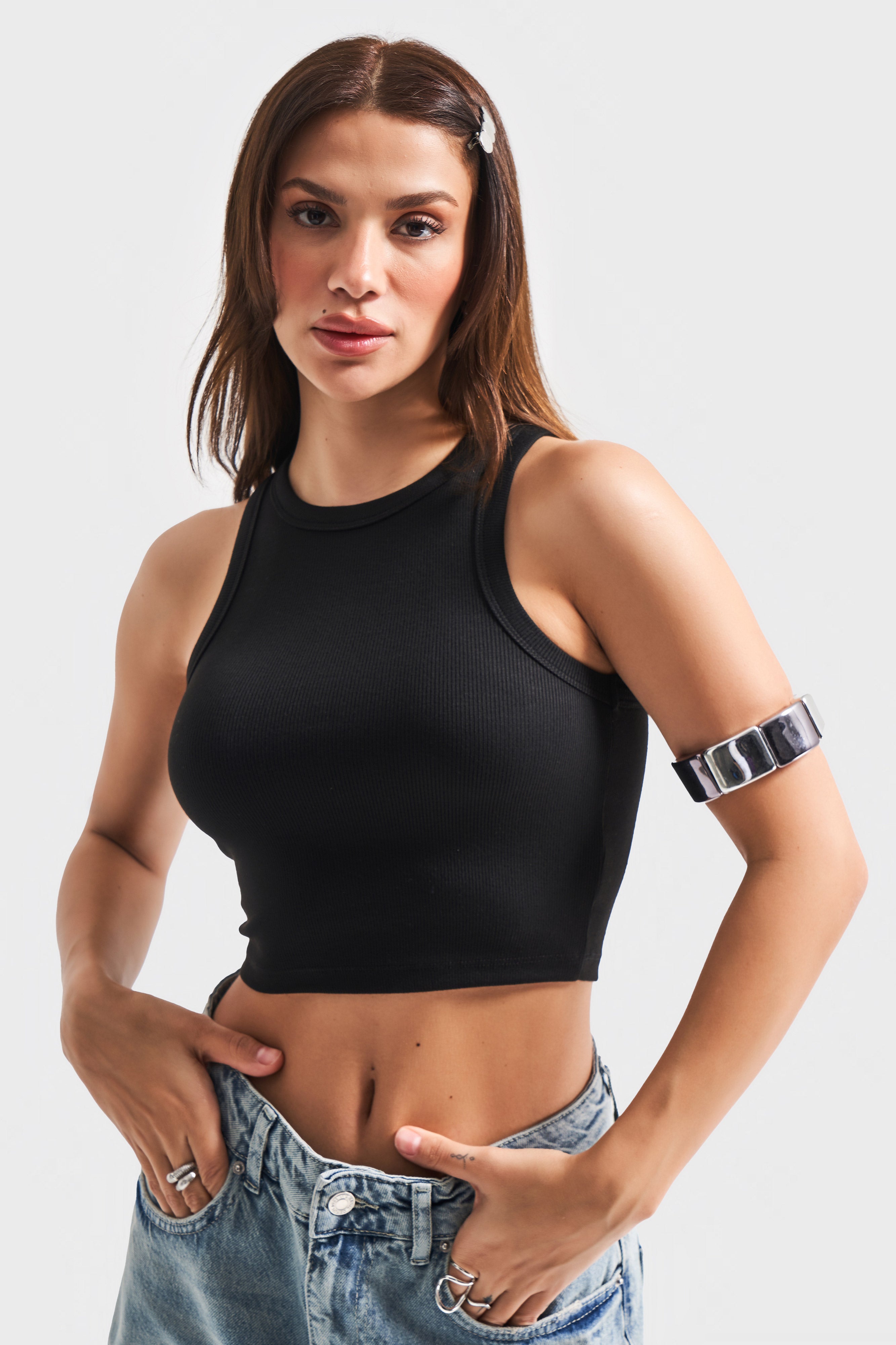 Kadın Siyah Renk Halter Yaka İnce Fitil Kaşkorse Crop Top