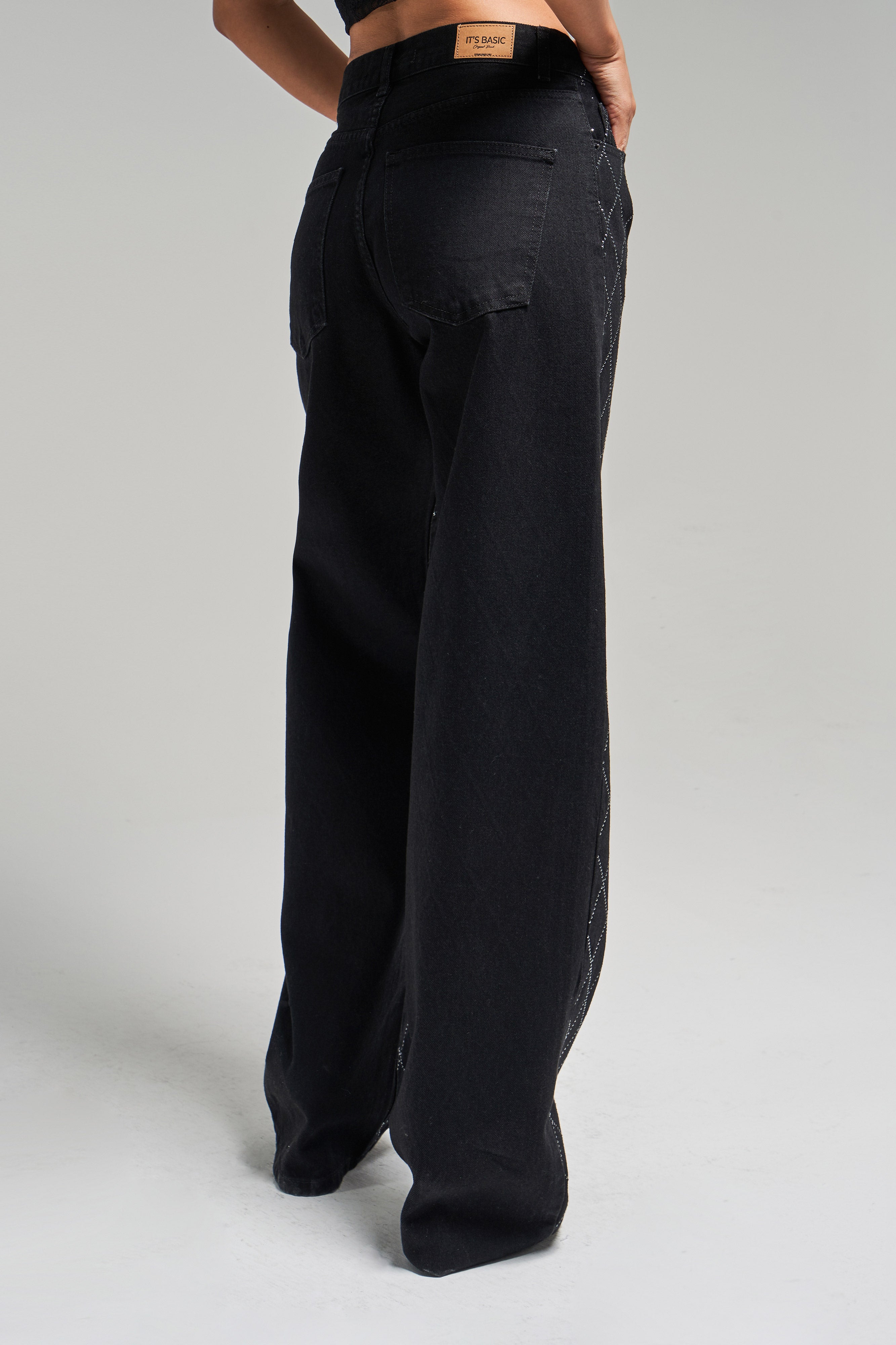 Women's Black Color Front Full Stone Straight Fit Mid Waist Denim