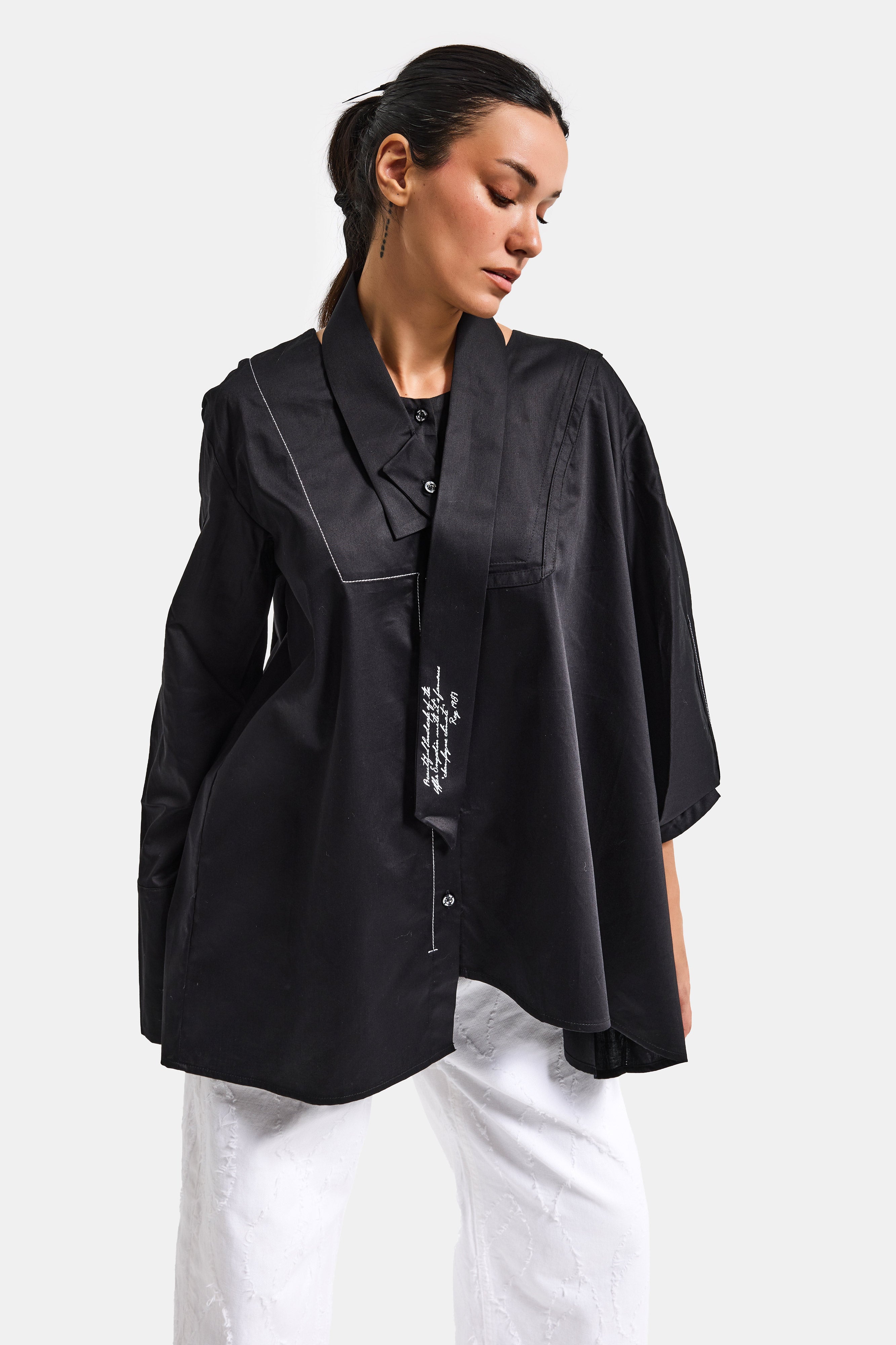 Kadın Siyah Renk Oversize Tasarım Gömlek