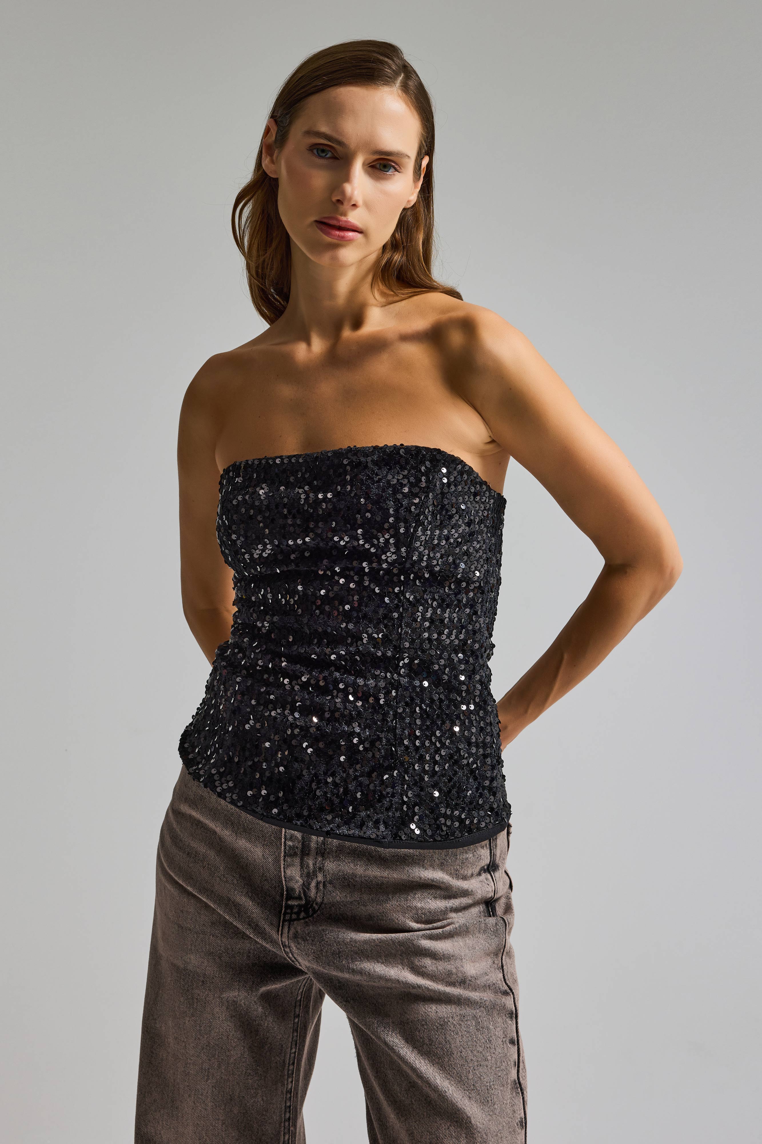 Kadın Siyah Renk Pul Payet Detaylı Straptez Fermuarlı Büstiyer