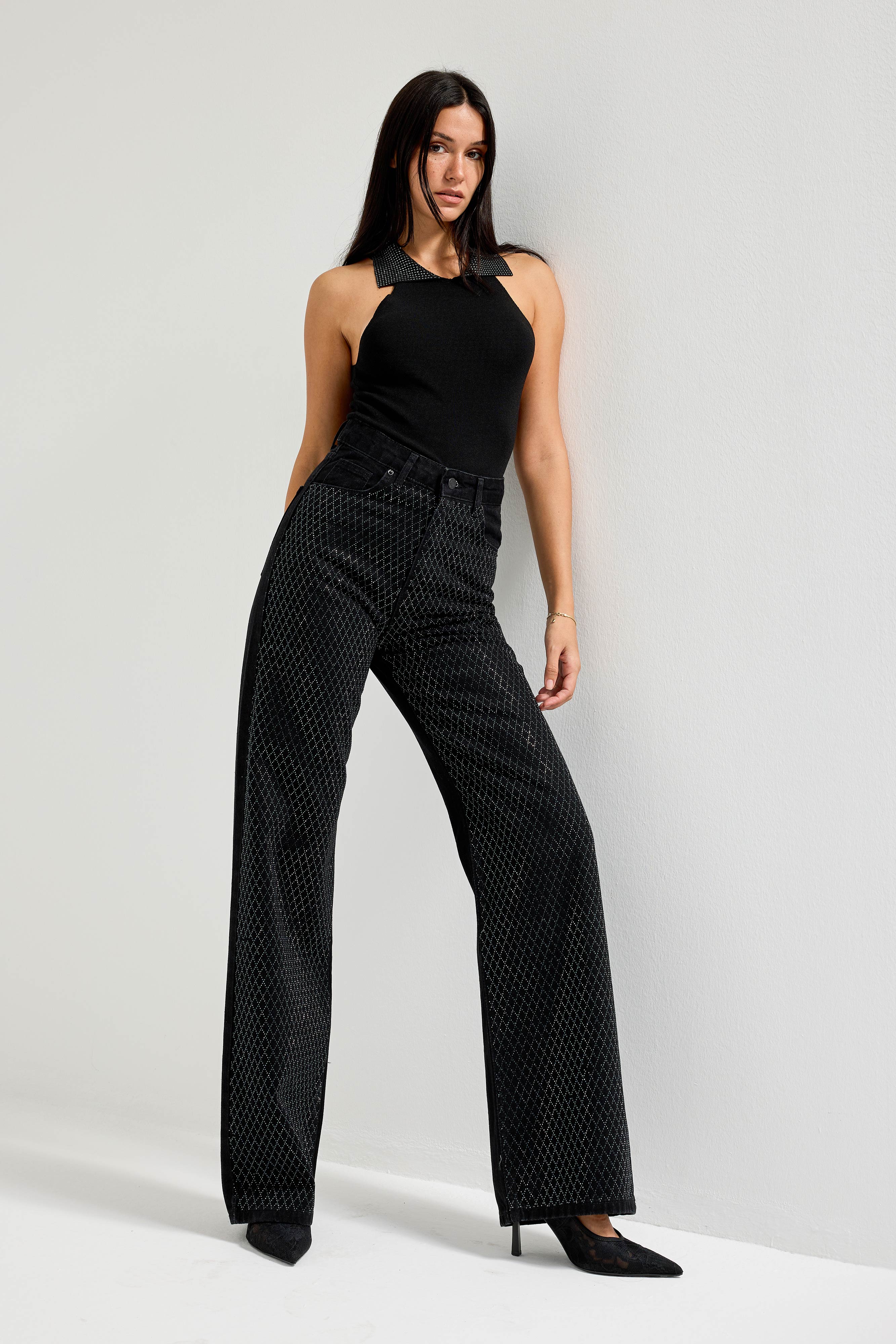 Kadın Siyah Renk T3-1s5-1 Straight Fit Yüksek Bel Işıltılı Parlak Taşlı Tasarım Denim Jean