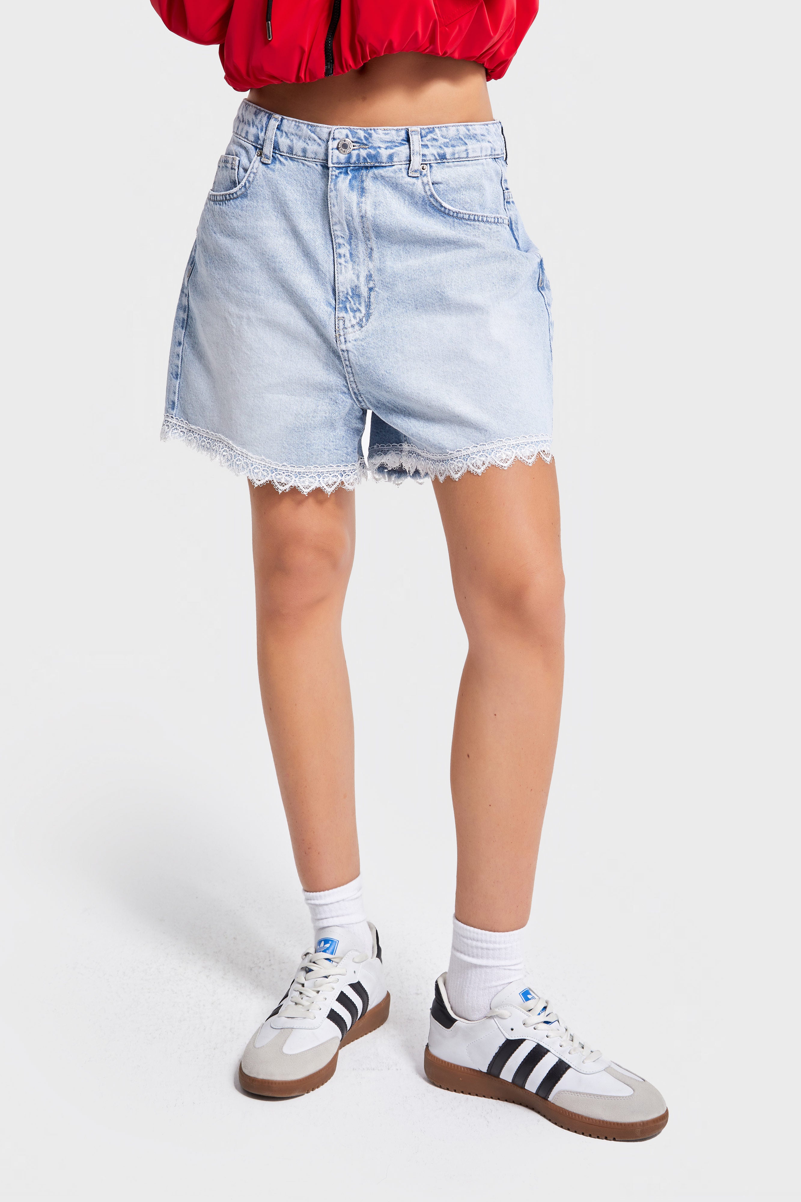 Kadın Snow Kot Rengi D-4s5-3 Dantel Detaylı Midi Boy %100 Koton Tasarım Denim Şort