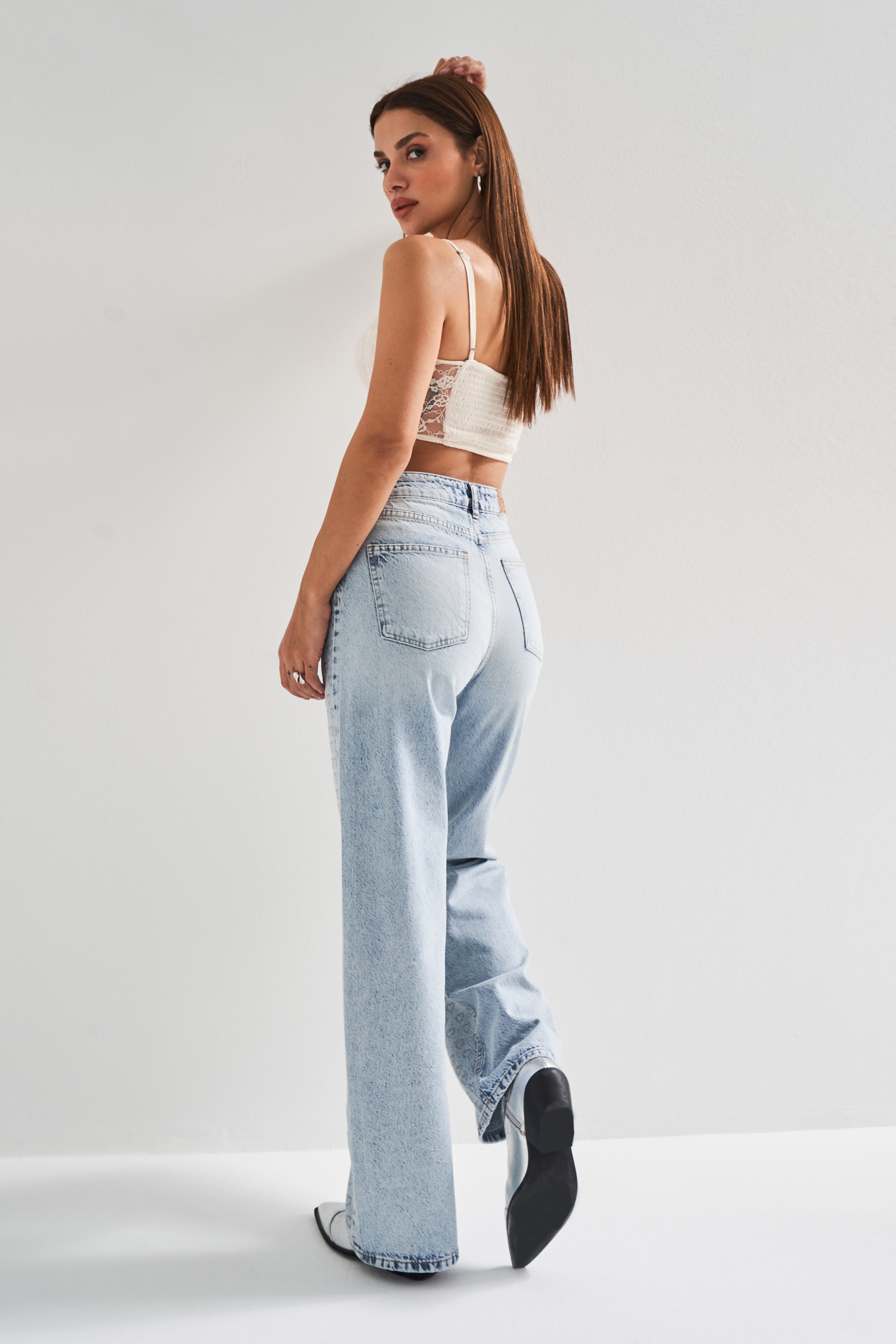 Kadın Snow Kot Rengi T5-4S5-27 Straight Fit Kalpli Parlak Taşlı Tasarım Denim Jean