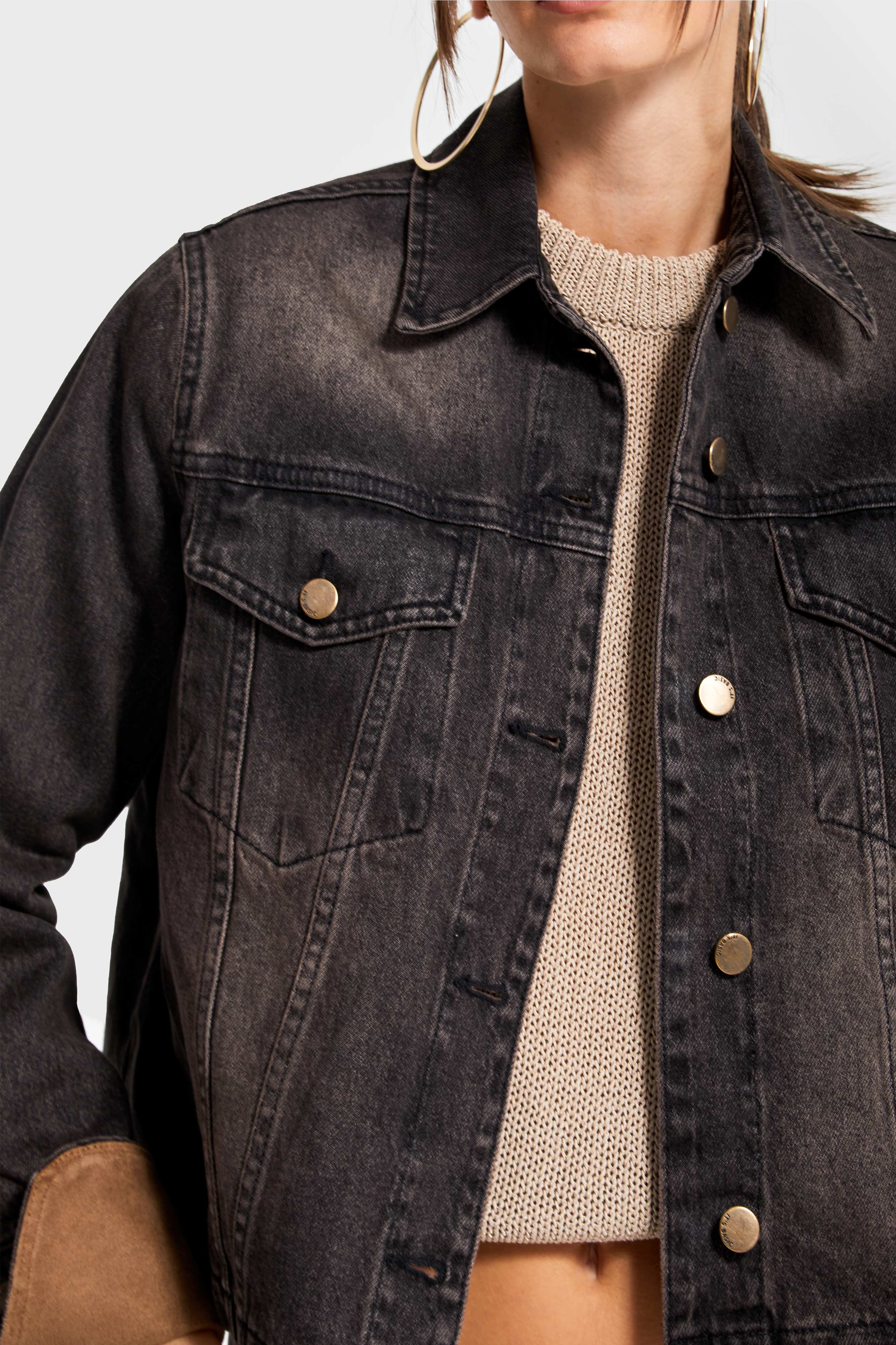 Kadın T.Kot Rengi 2w5-62 Straight Fit Kolları Süet Kumaş Detaylı Önü Düğmeli Denim Tasarım Ceket