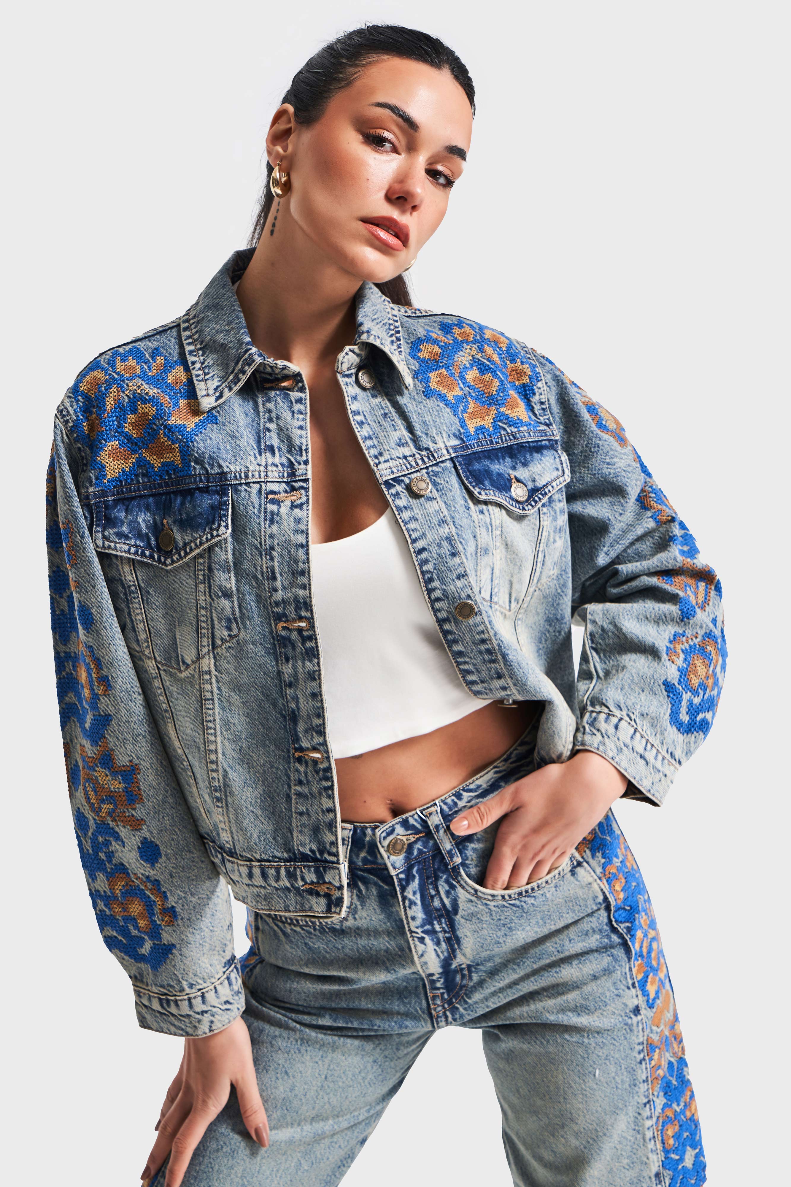 Женская джинсовая куртка T.Jeans, цвет 4S5-32, 100% хлопок, с вышивкой