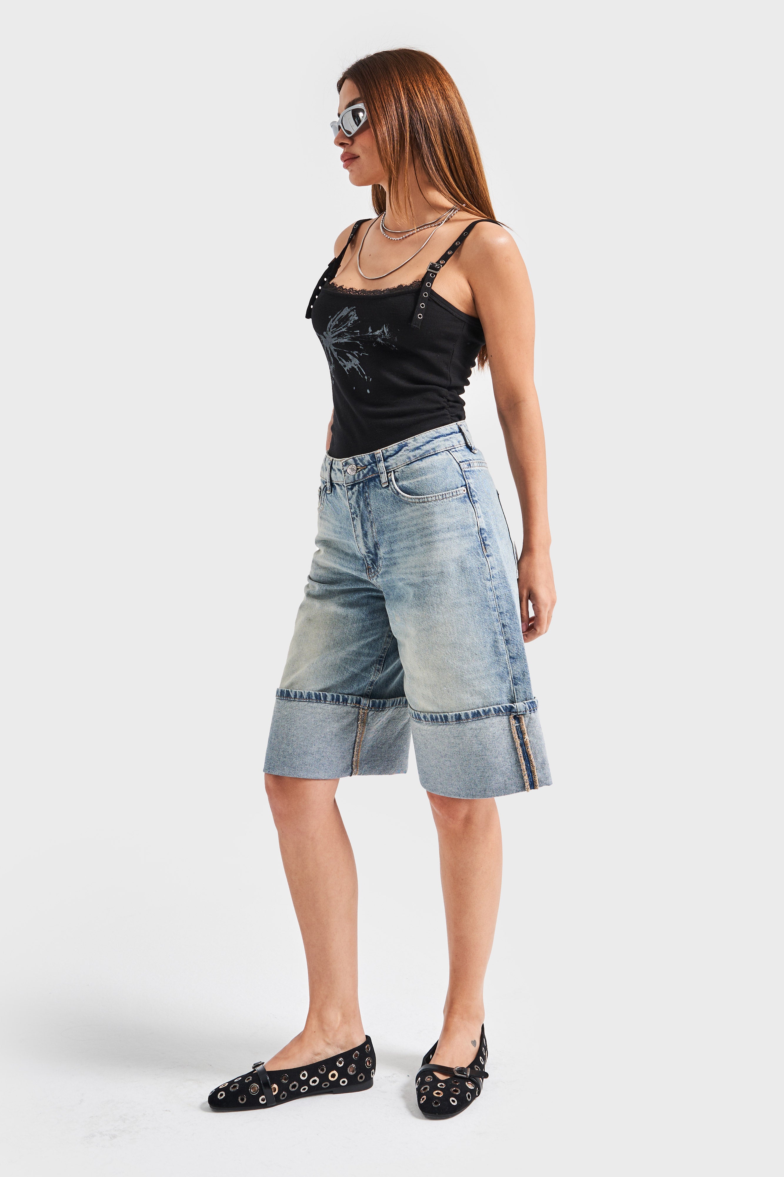 Kadın T.Kot Rengi 4s5-75 Paça Detaylı Maxi Boy %100 Koton Denim Bermuda Şort