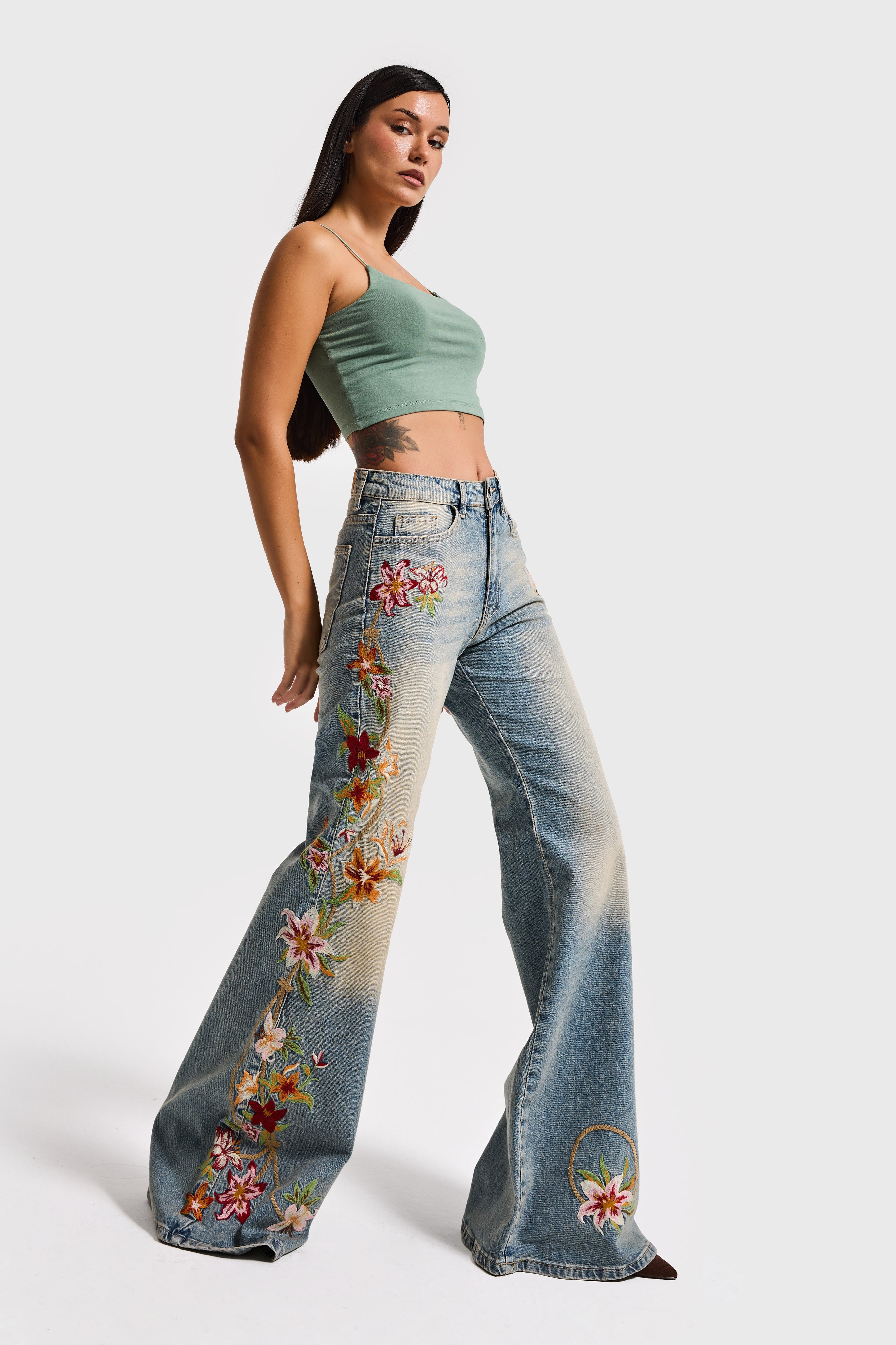 Kadın T.Kot Rengi 4s6-32 Flare Fit Elastan Kumaş Özel Nakış Detaylı Tasarım Denim Jean