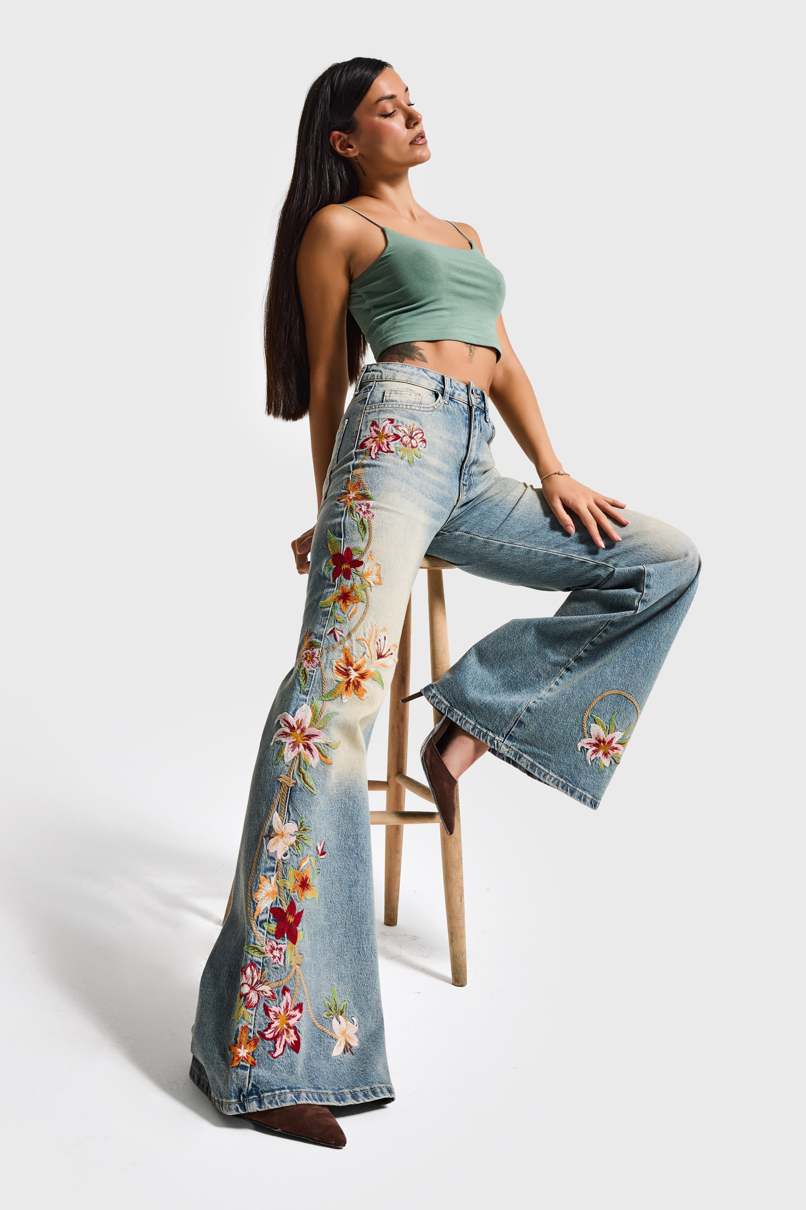 Kadın T.Kot Rengi 4s6-32 Flare Fit Elastan Kumaş Özel Nakış Detaylı Tasarım Denim Jean