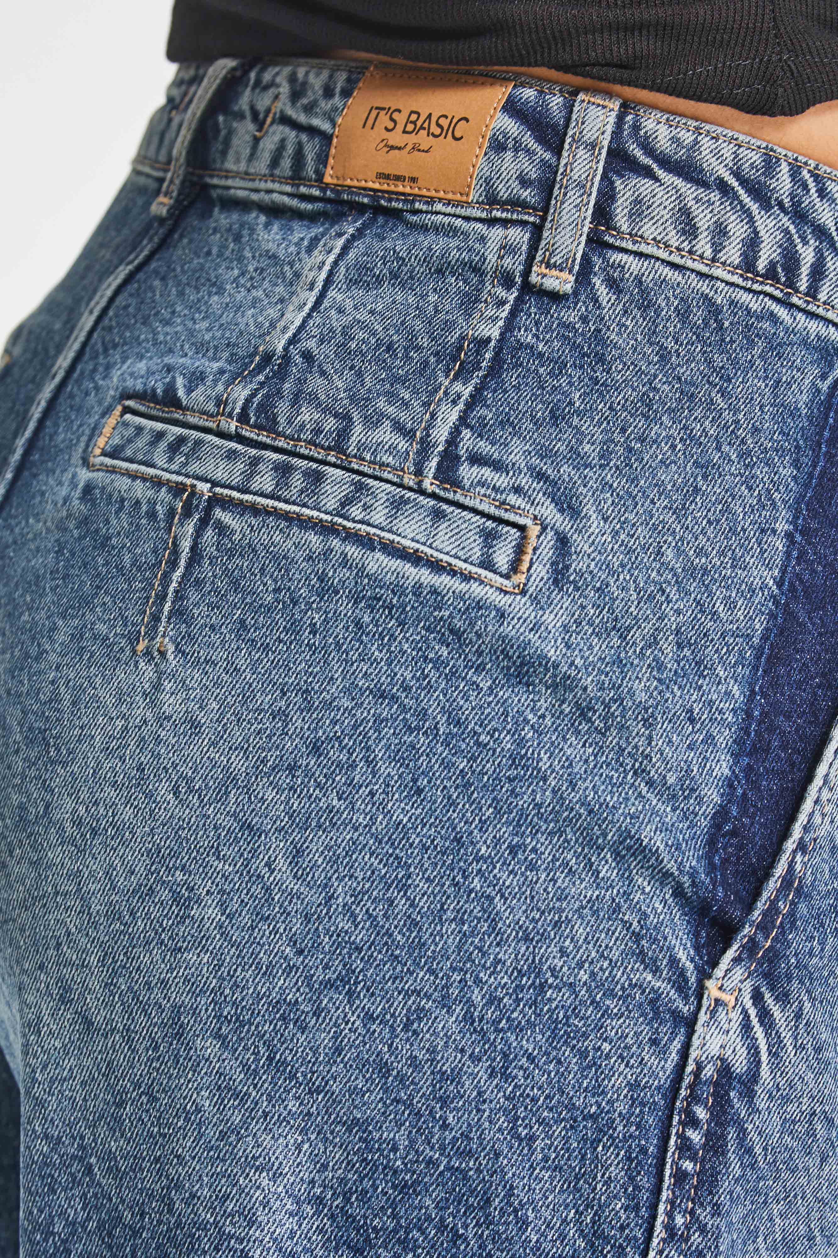 Dames T.Jeans kleur 4w5-31 Barrel Fit Loose Cut Binnenlengte 83cm 100% katoenen denim jeans