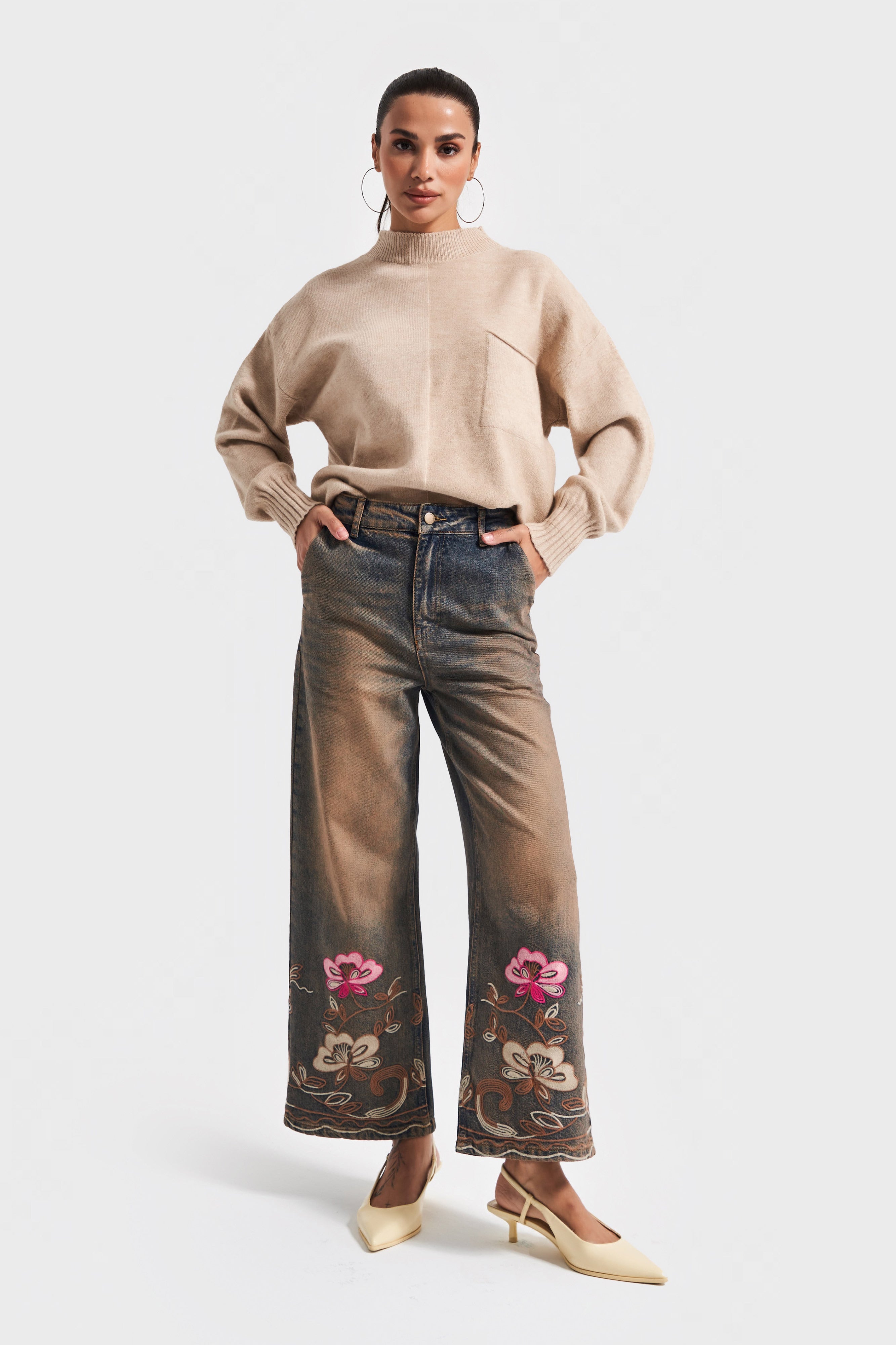 Kadın T.Kot Rengi 4w5-85 Culotte Fit İç Boy 65cm Özel Çiçek Nakış Desenli Rahat Kesim Tasarım Denim Jean