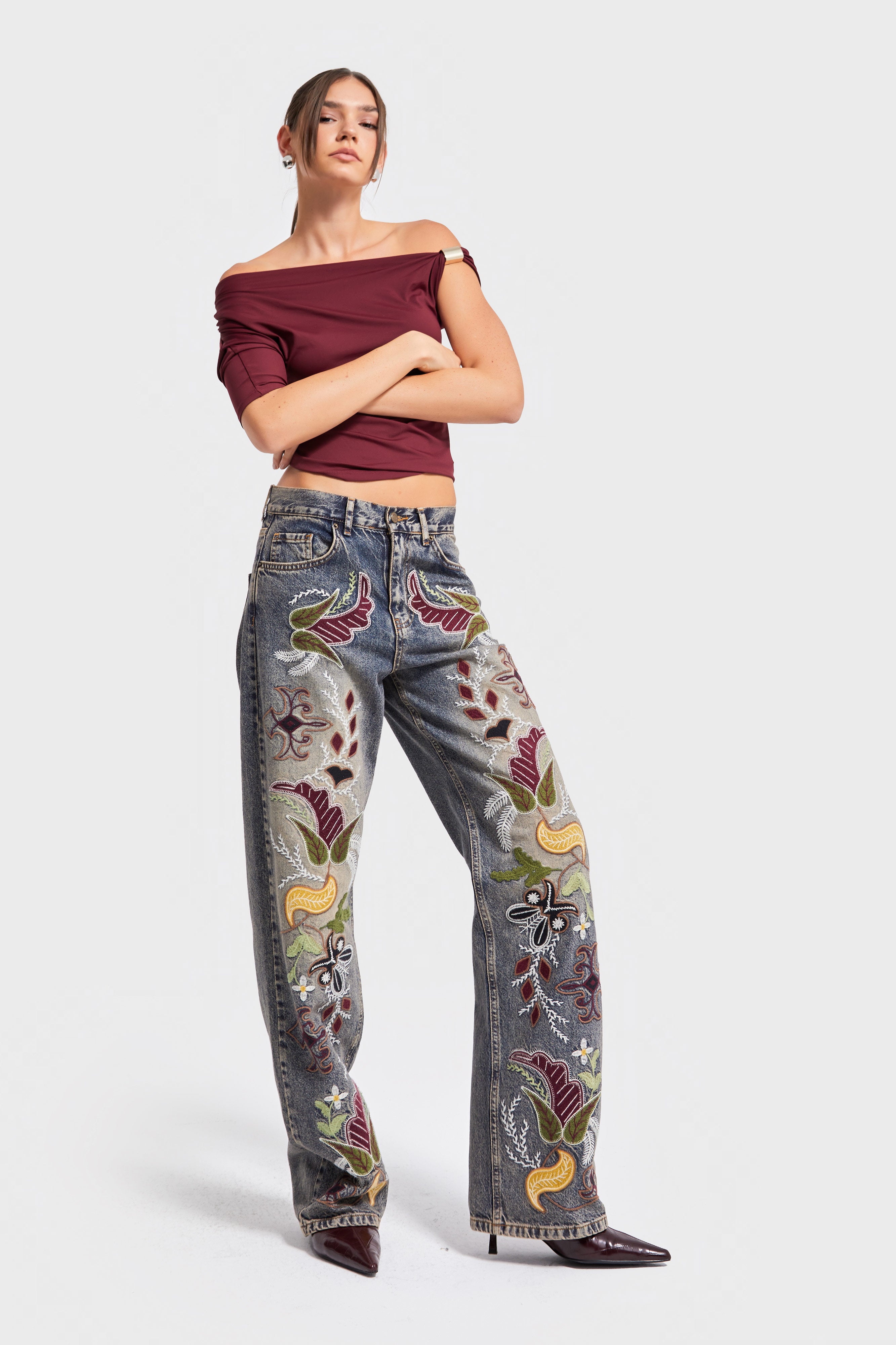 Kadın T.Kot Rengi 4w5-9 Loose Fit Egzotik Çiçek Nakışlı İç Boy 80cm Özel Tasarım Denim Jean