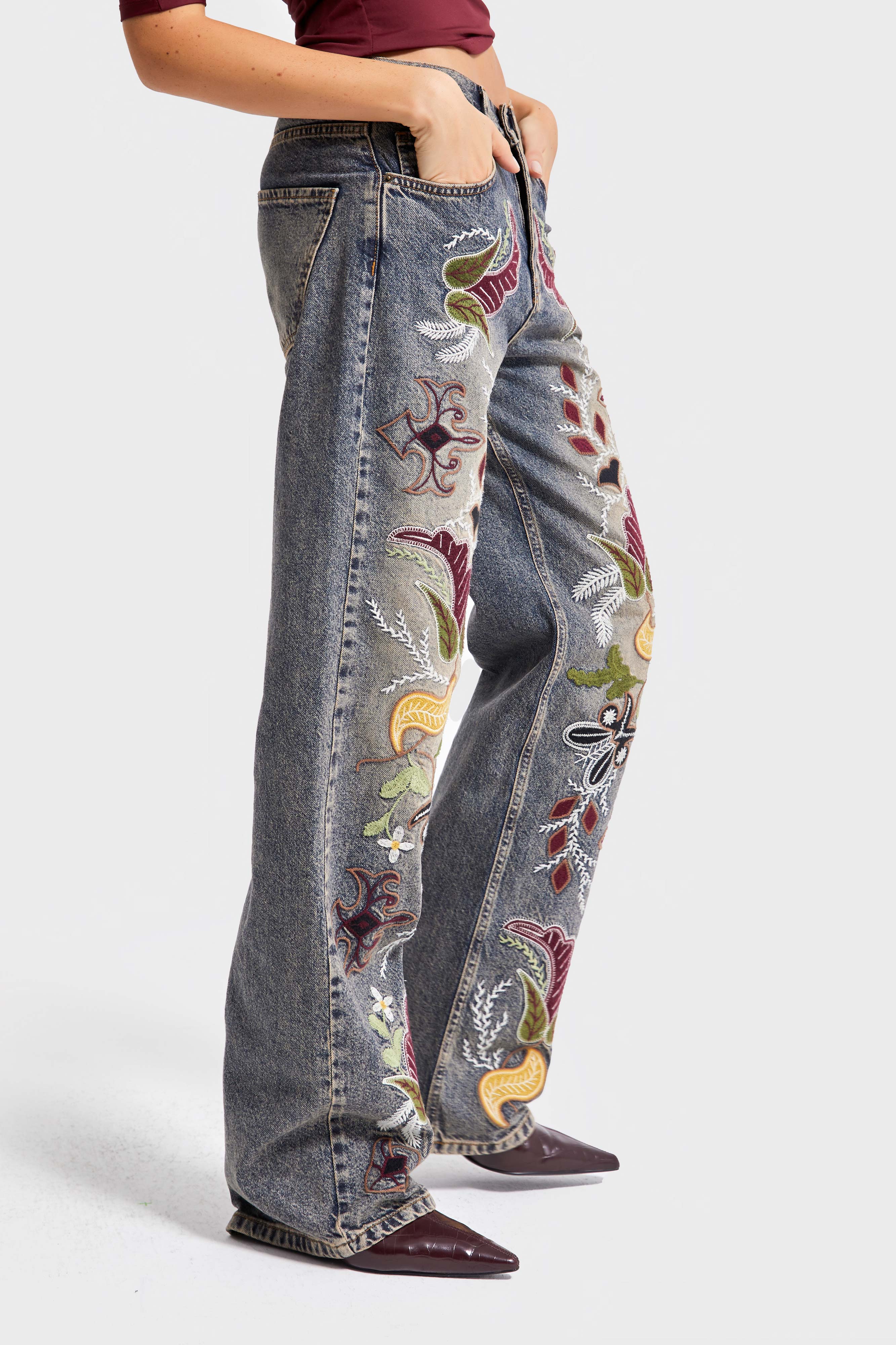Kadın T.Kot Rengi 4w5-9 Loose Fit Egzotik Çiçek Nakışlı İç Boy 80cm Özel Tasarım Denim Jean