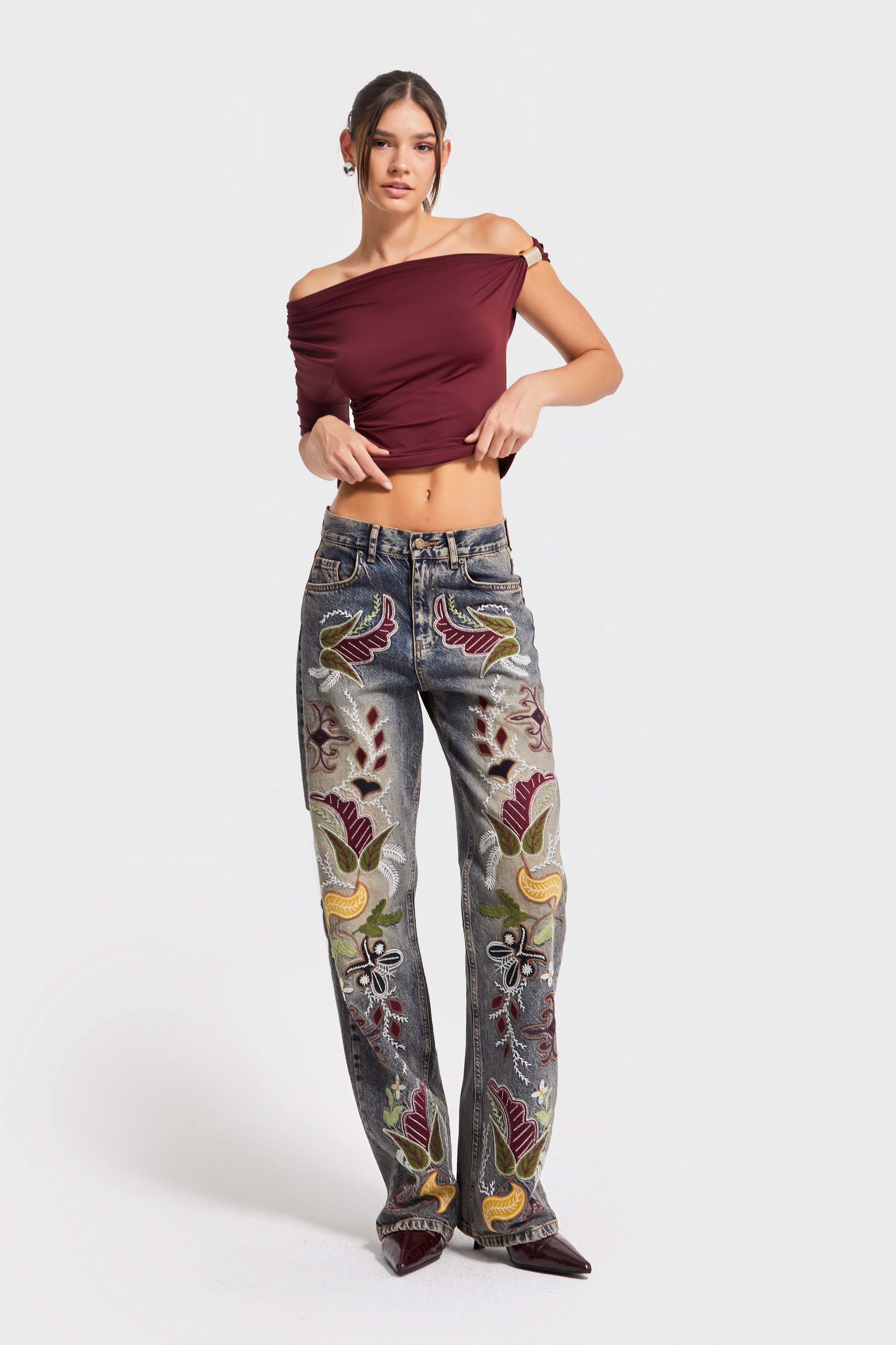 Kadın T.Kot Rengi 4w5-9 Loose Fit Egzotik Çiçek Nakışlı İç Boy 80cm Özel Tasarım Denim Jean