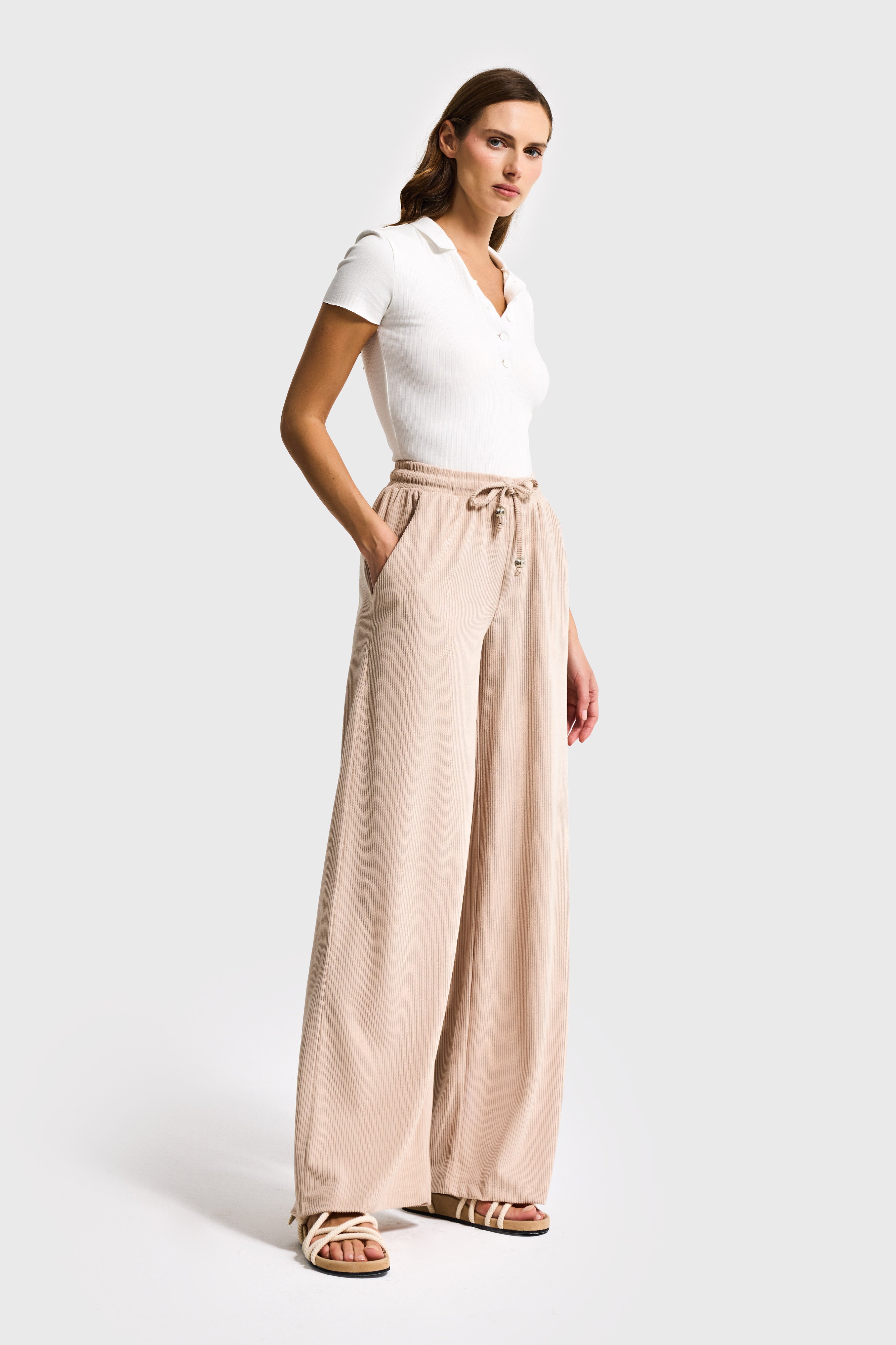 Kadın Taş Renk Palazzo Fit Fitilli Kadife Kumaş Yürüyüş Pantolonu