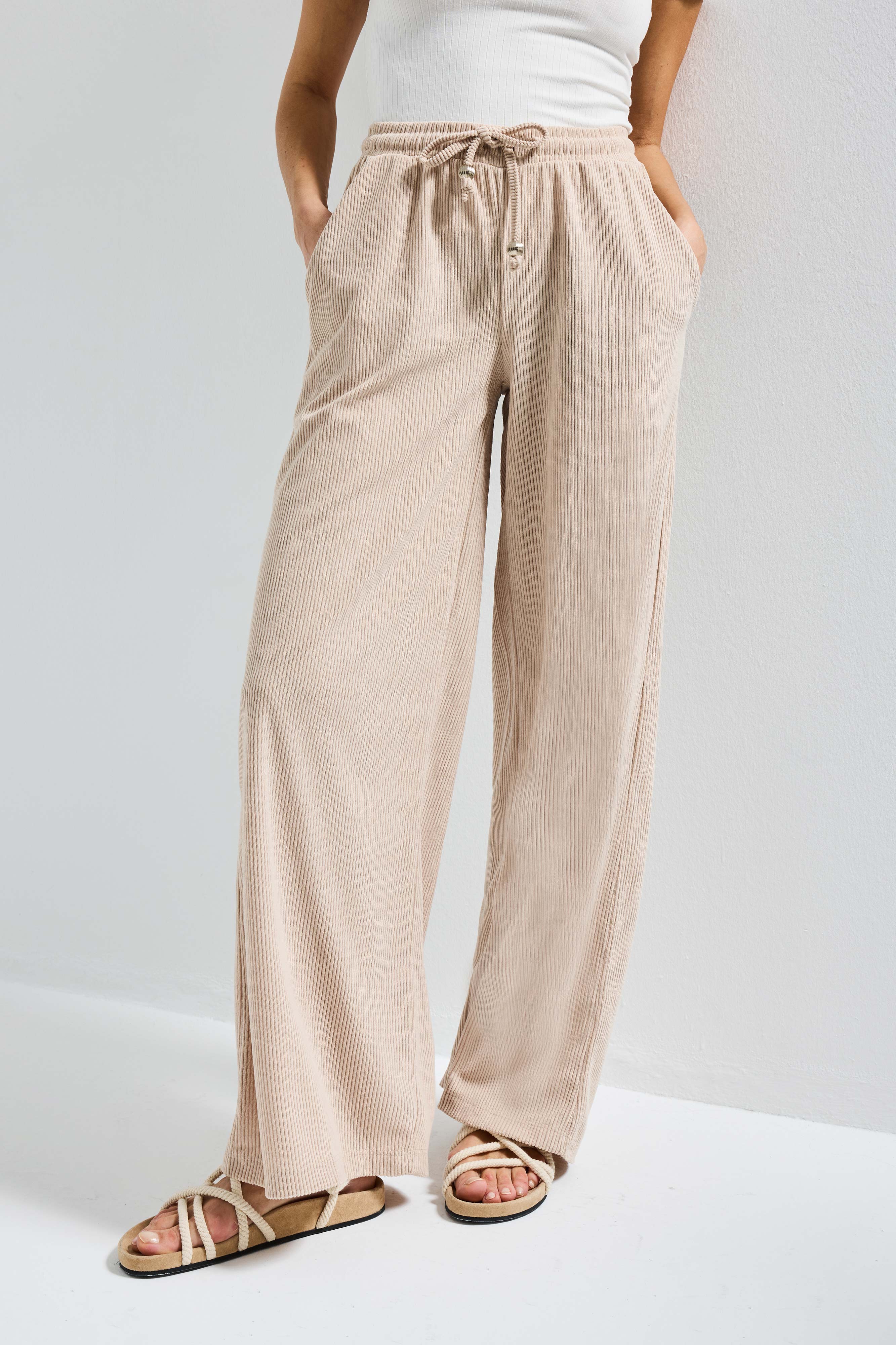 Kadın Taş Renk Palazzo Fit Fitilli Kadife Kumaş Yürüyüş Pantolonu