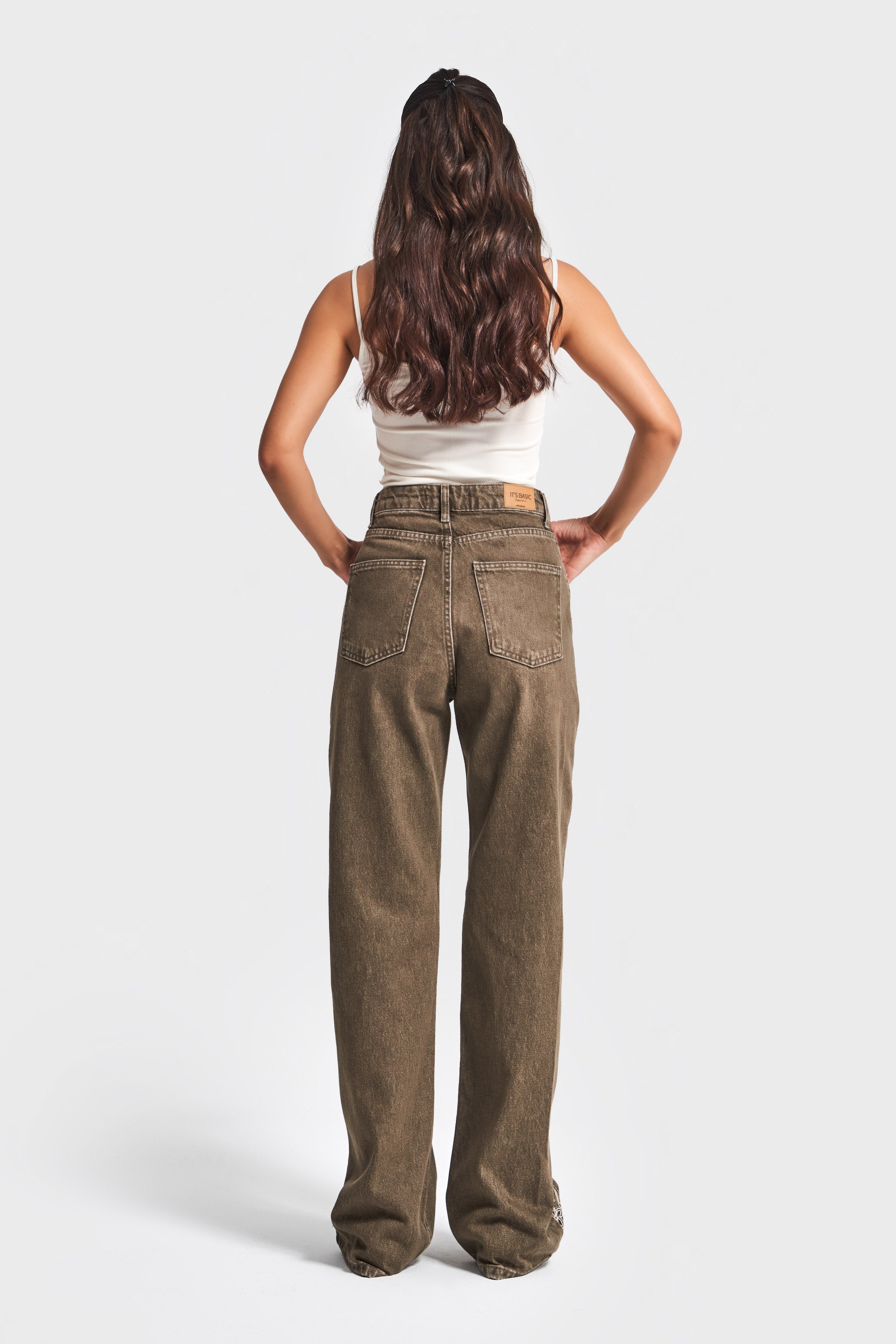 Kadın Taşlanmış Haki Renk 2w5-15 Straight Fit Nakış Detaylı Özel Tasarım Denim Jean