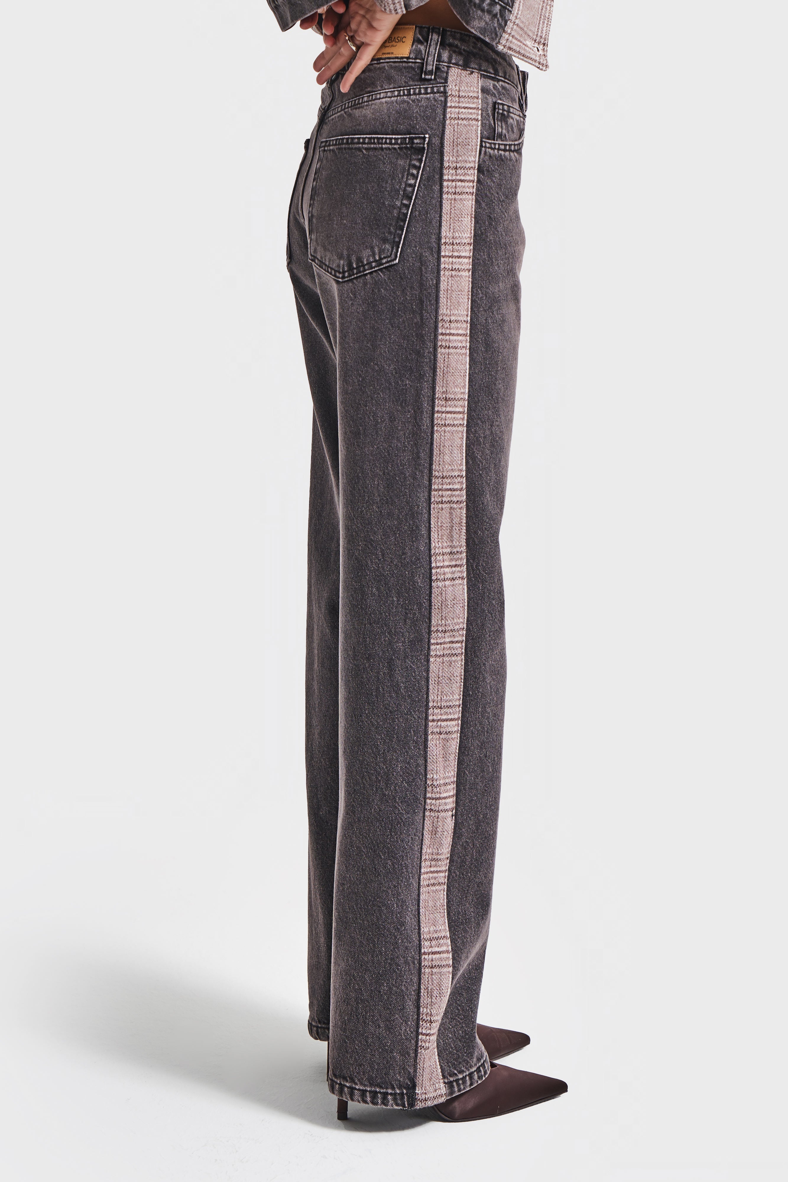 Kadın Taşlanmış Koyu Kot Rengi 4w5-143 Loose Fit Şerit Detaylı Özel Tasarım Denim Jean