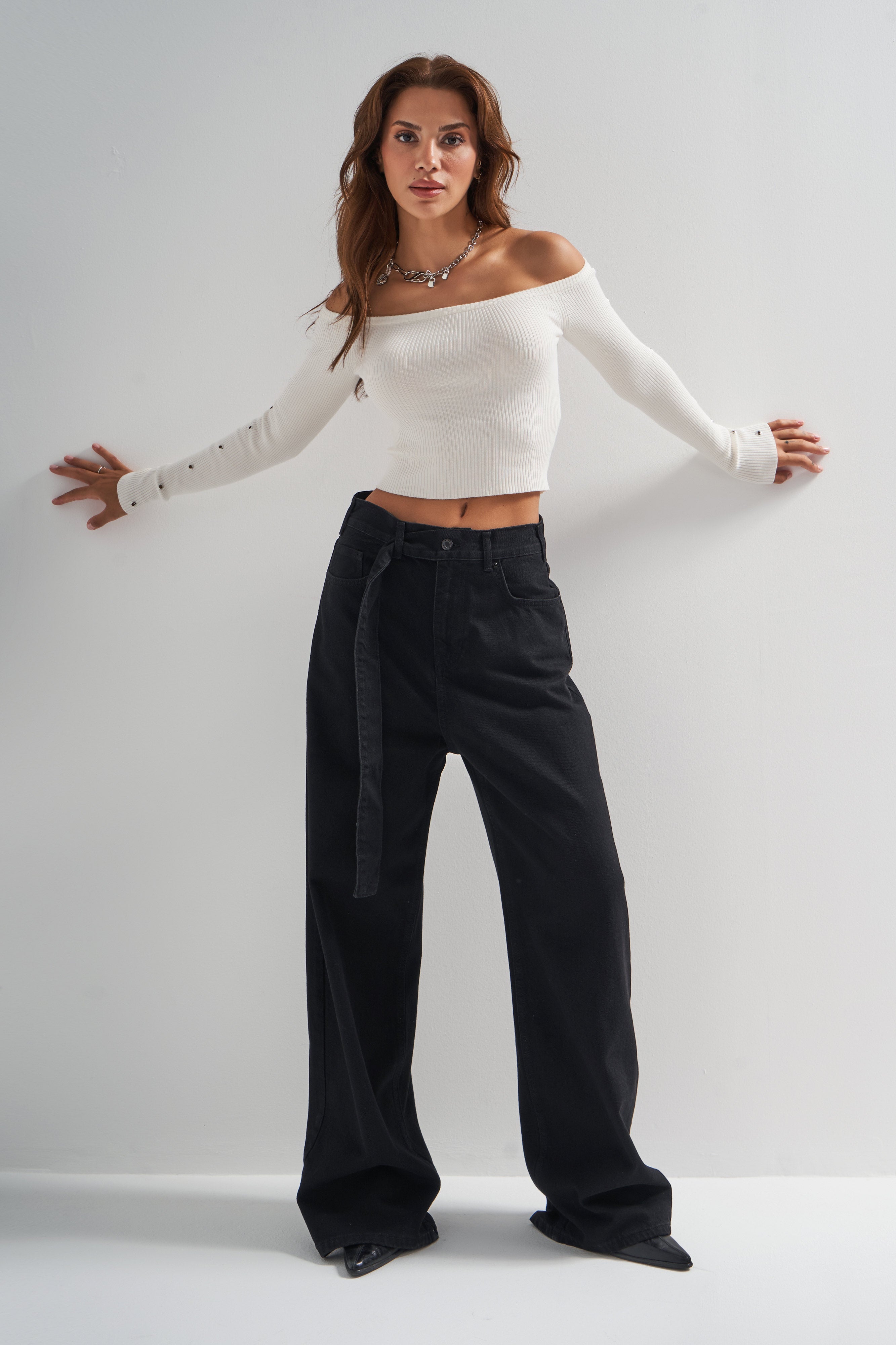 Women's Stonewashed Black Color Super Baggy Fit Long Belted Denim