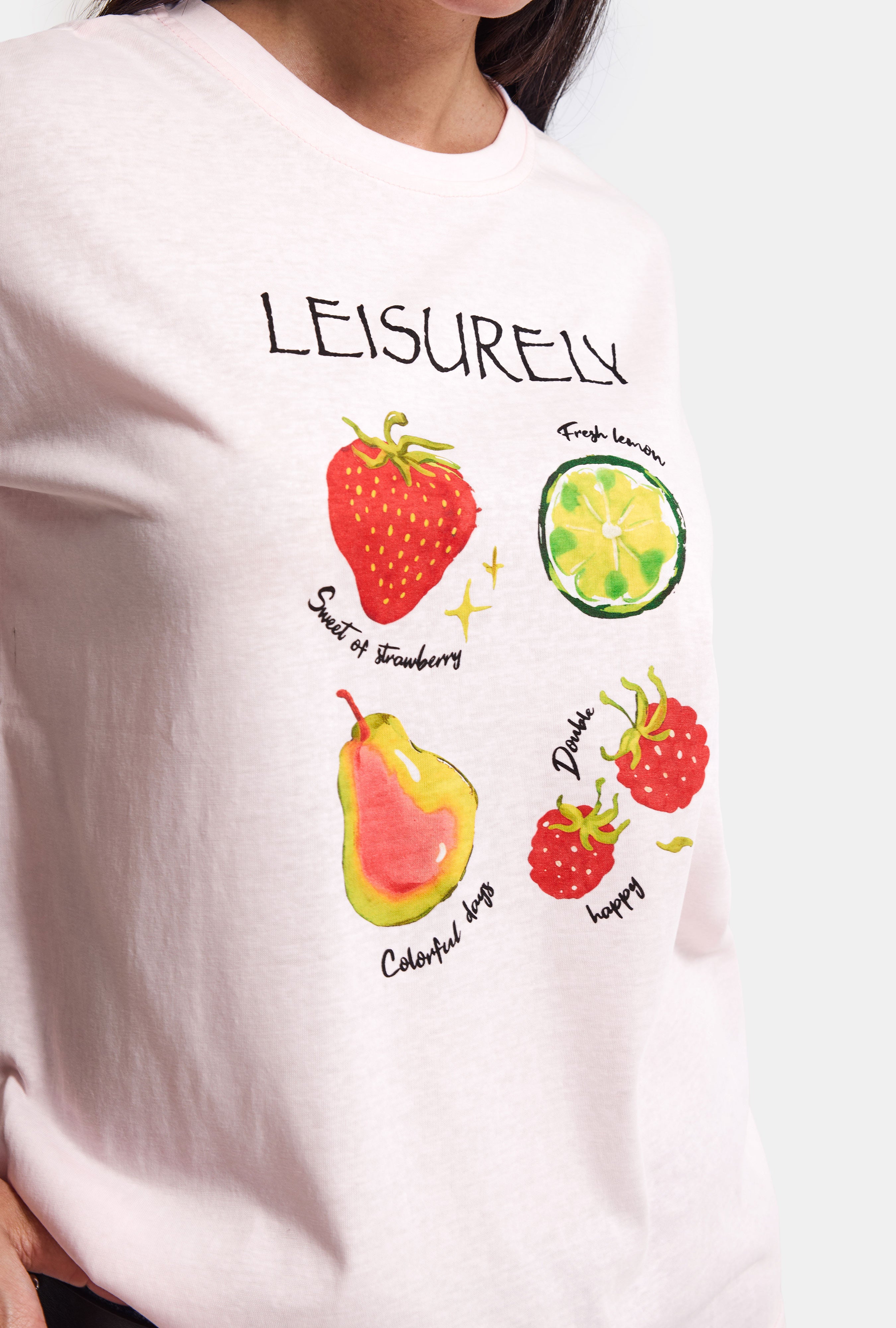 Kadın Pembe Meyve Baskılı Bol Kesim Tasarım T-Shirt