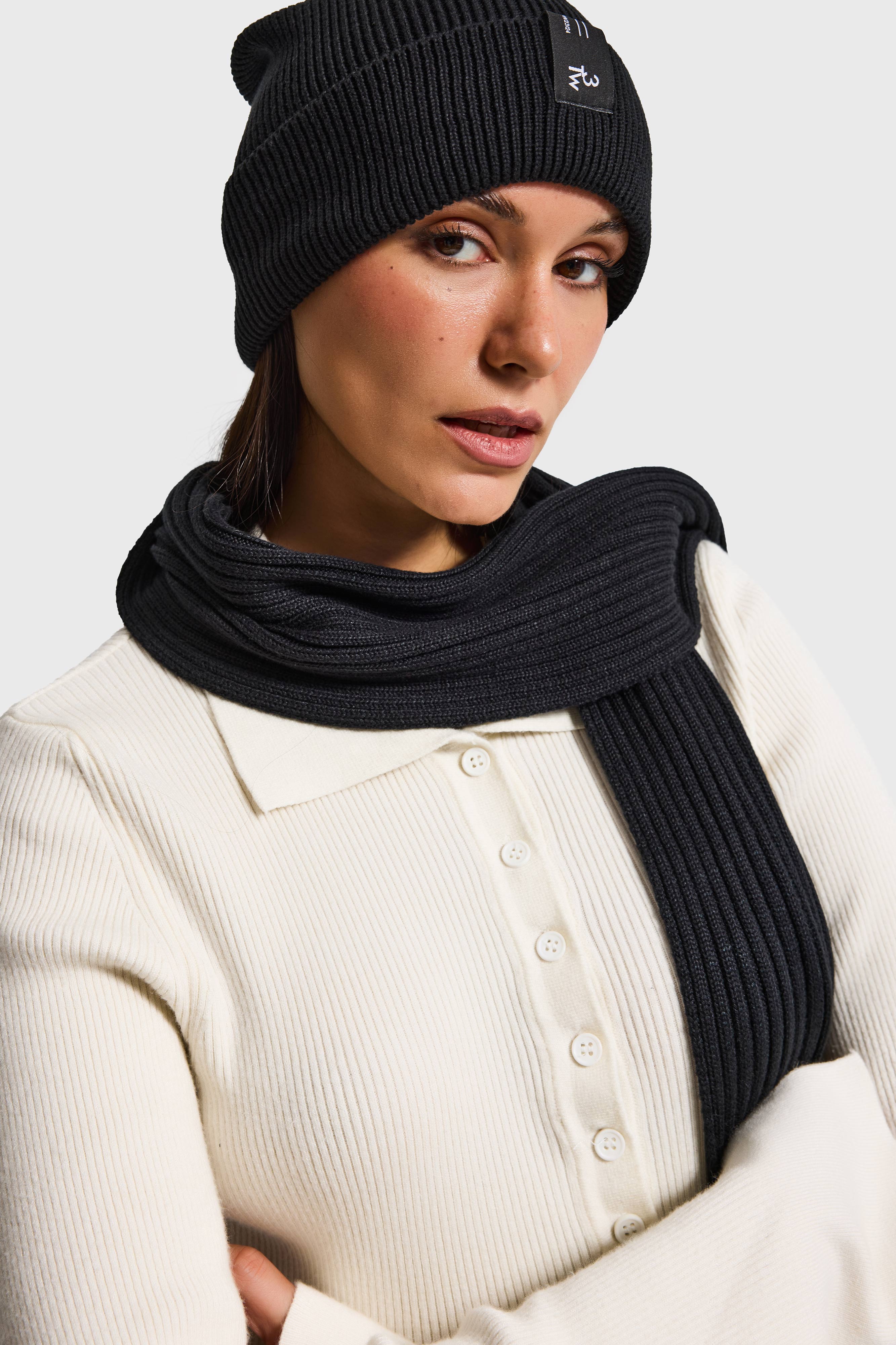 Siyah Fitilli Kumaş Bere Atkı 2'li Takım