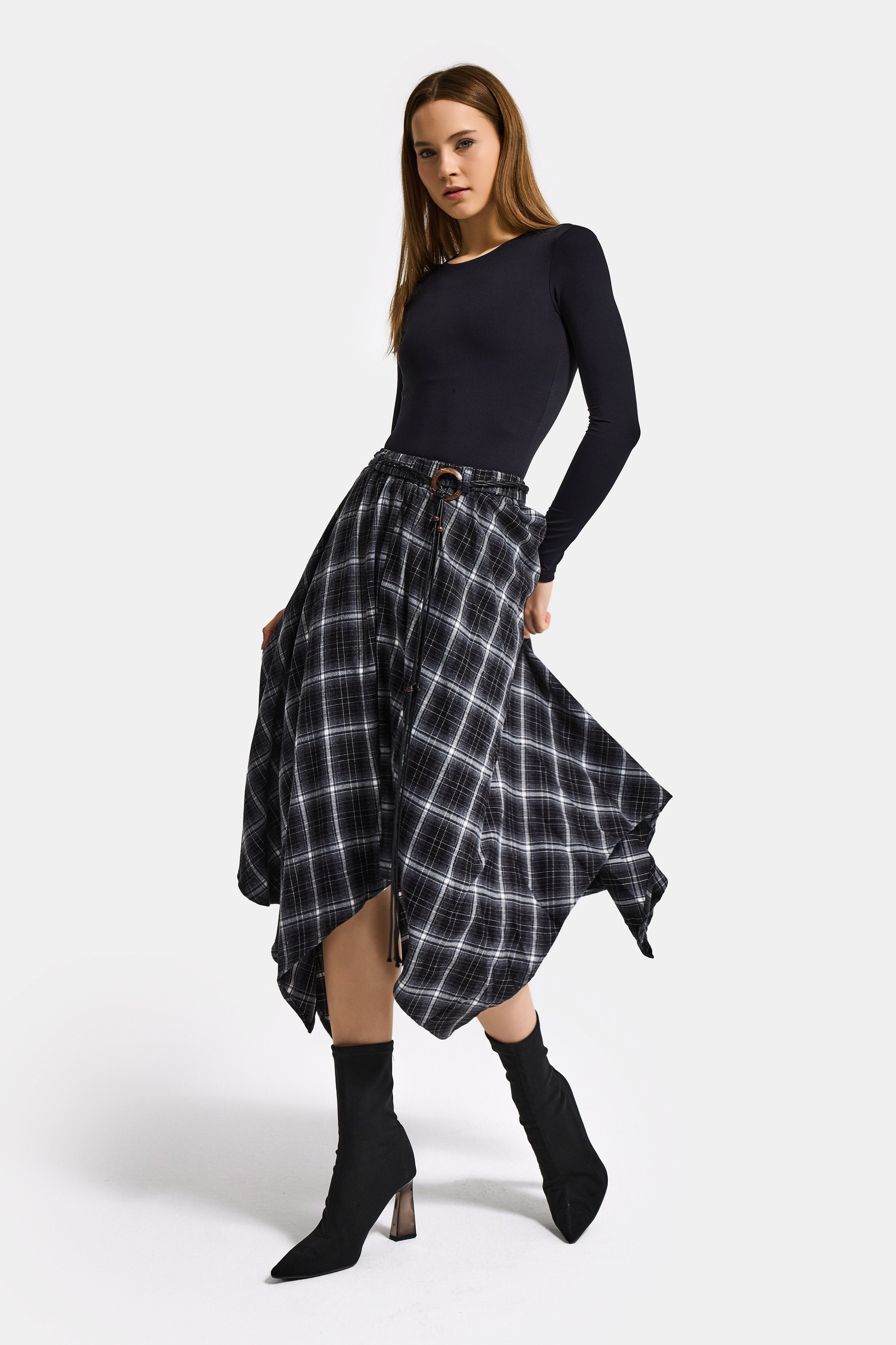 Kadın Siyah Ekose w5 Asimetrik Kesim Kemerli Özel Tasarım %100 Pamuk Etek