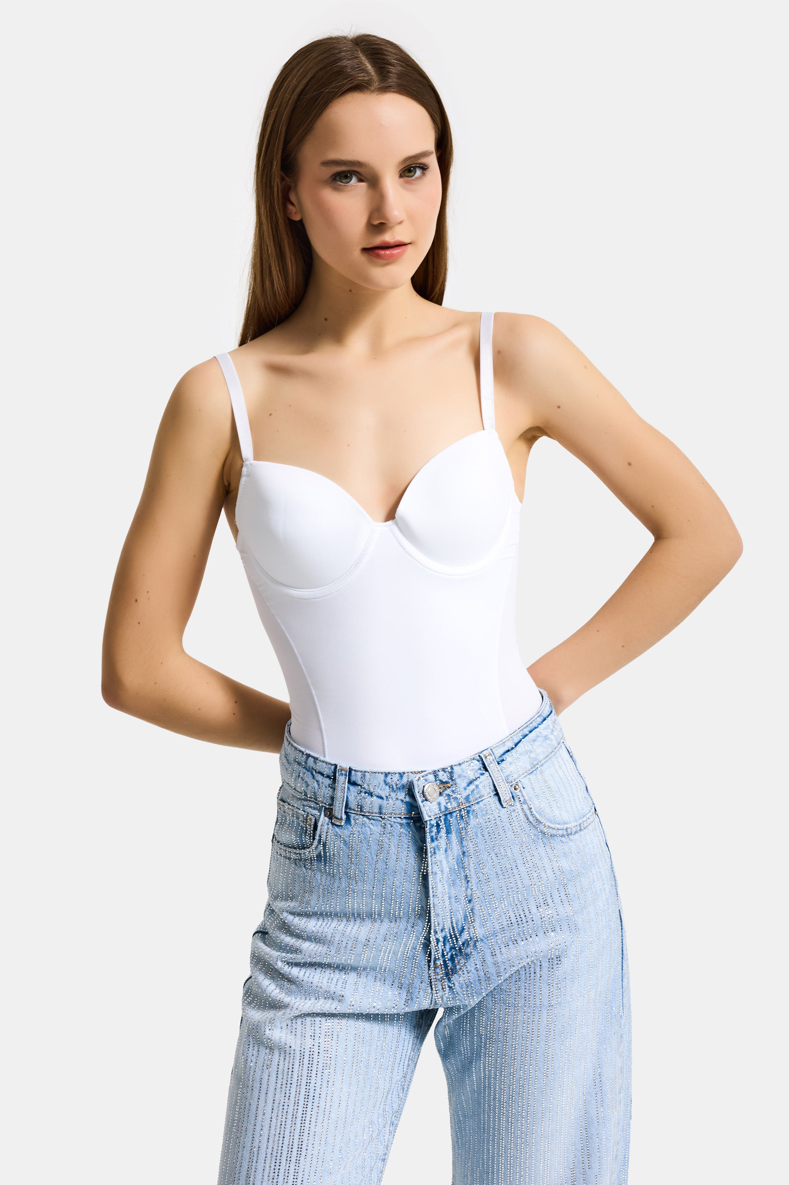 Kadın Beyaz w5 Çıtçıtlı Toparlayıcı Dantel Detaylı Destekli Cup Tasarım Askılı Body