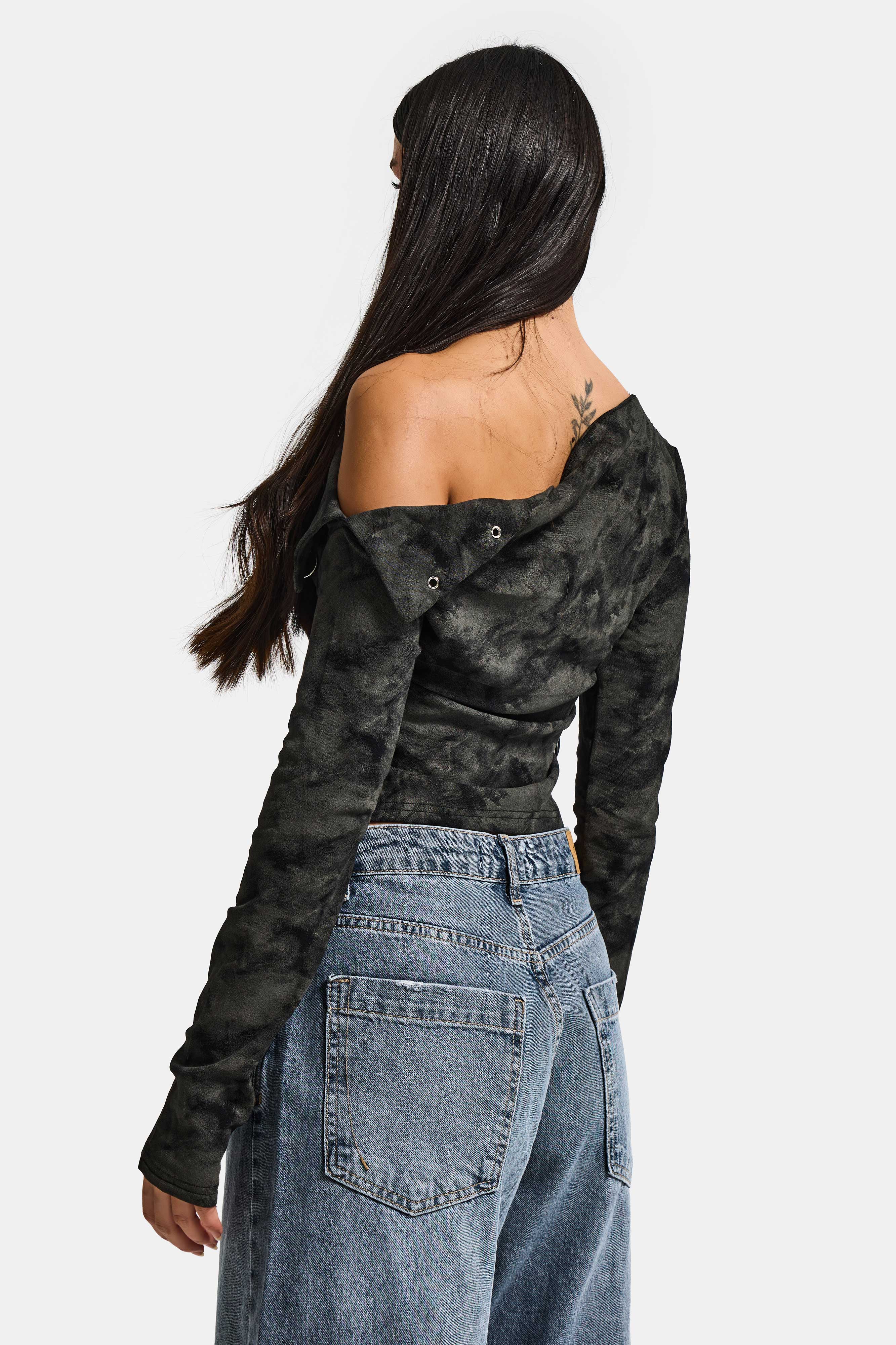 Kadın Siyah w5 Asimetrik Kesim Tek Omuz Açık Özel Tasarım Crop Top