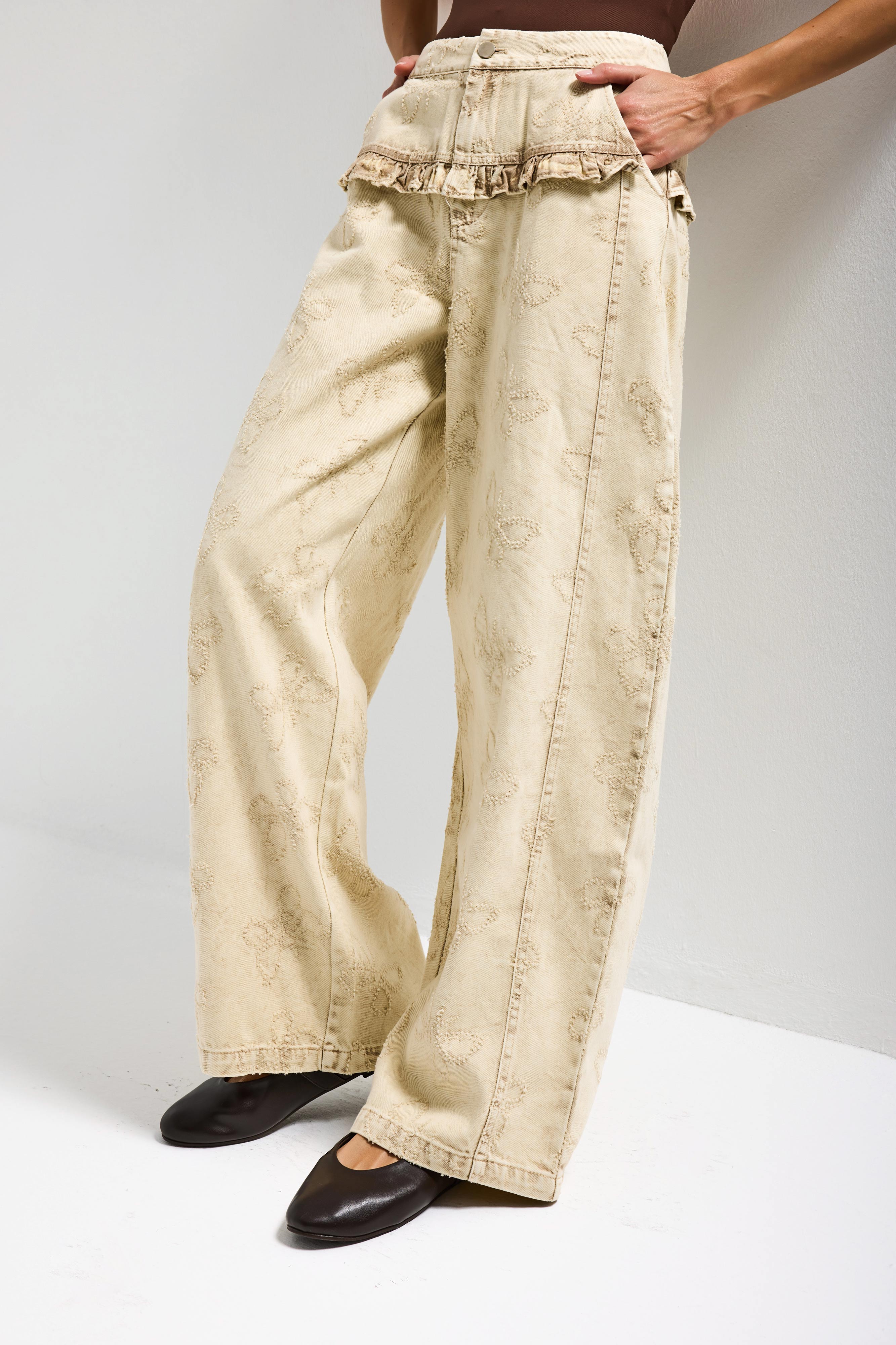 Kadın Bej w5 Baggy Fit Özel Kelebek Desenli Tasarım Kumaş Denim Jean