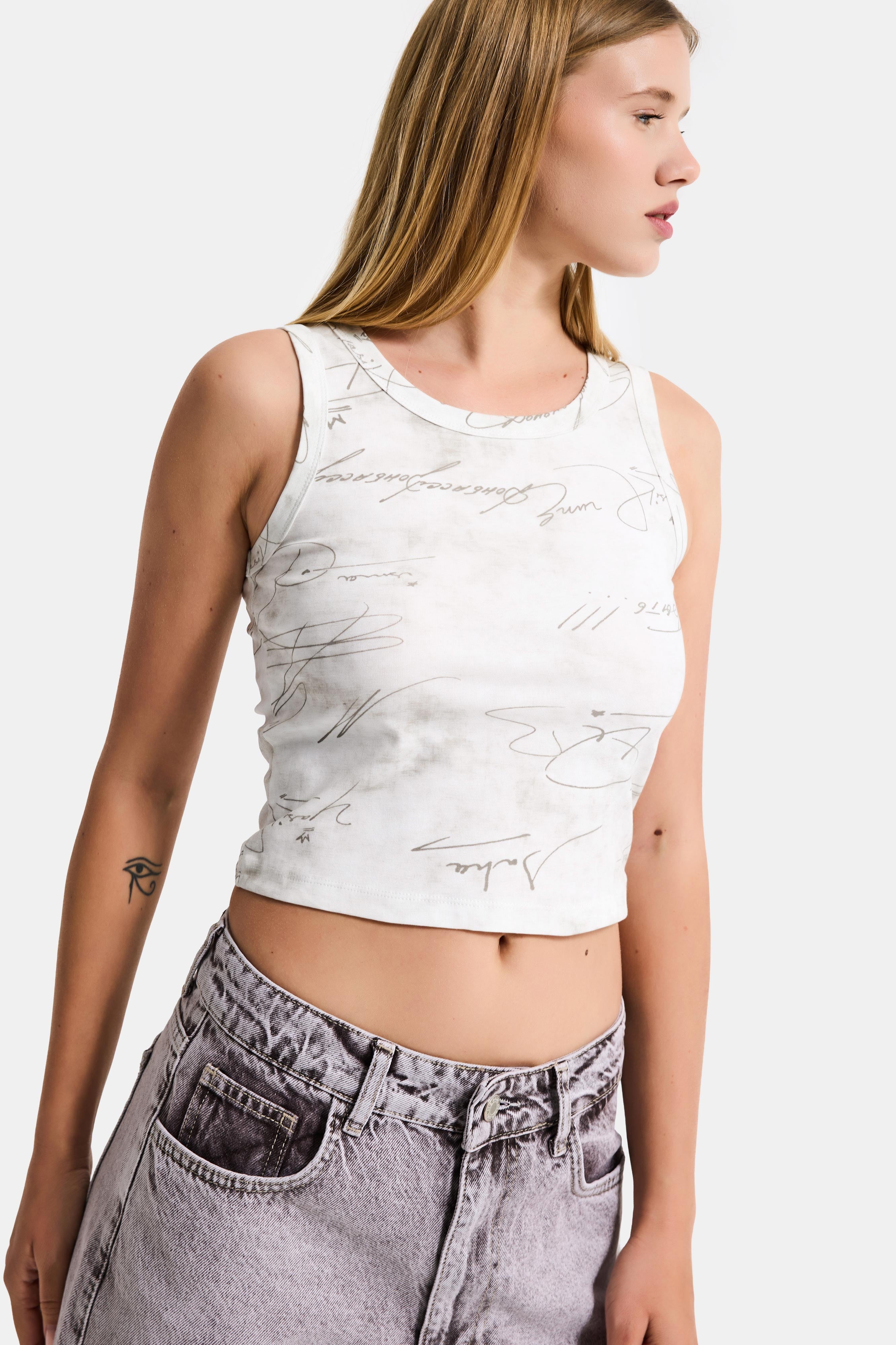 Kadın Beyaz w5 Crop Özel Baskılı Yıkamalı Kumaş Tasarım Body