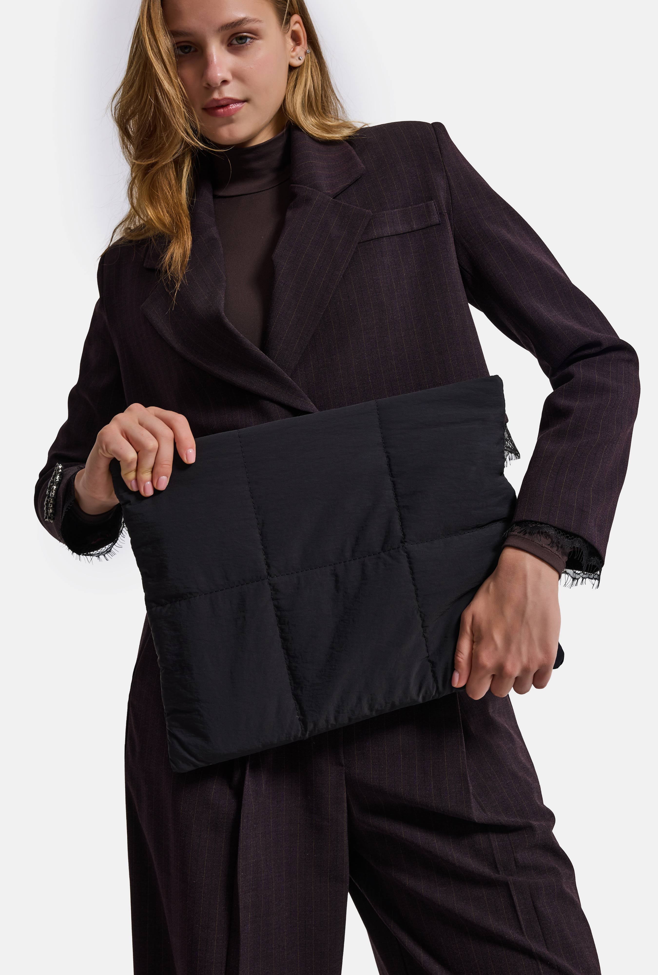 Black Magnetic Mouth Padded Velvet Lined Computer Handbag