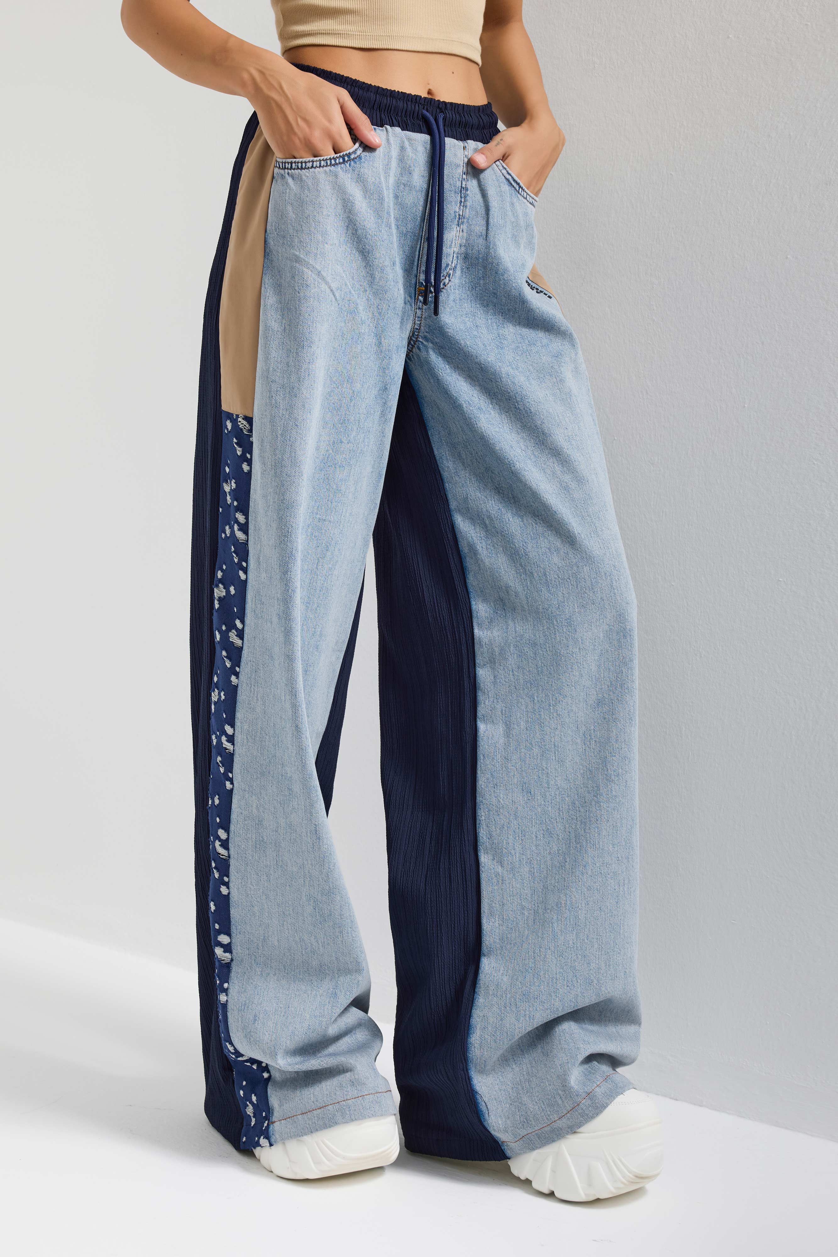 Женские джинсовые брюки свободного кроя из цветной ткани из денима