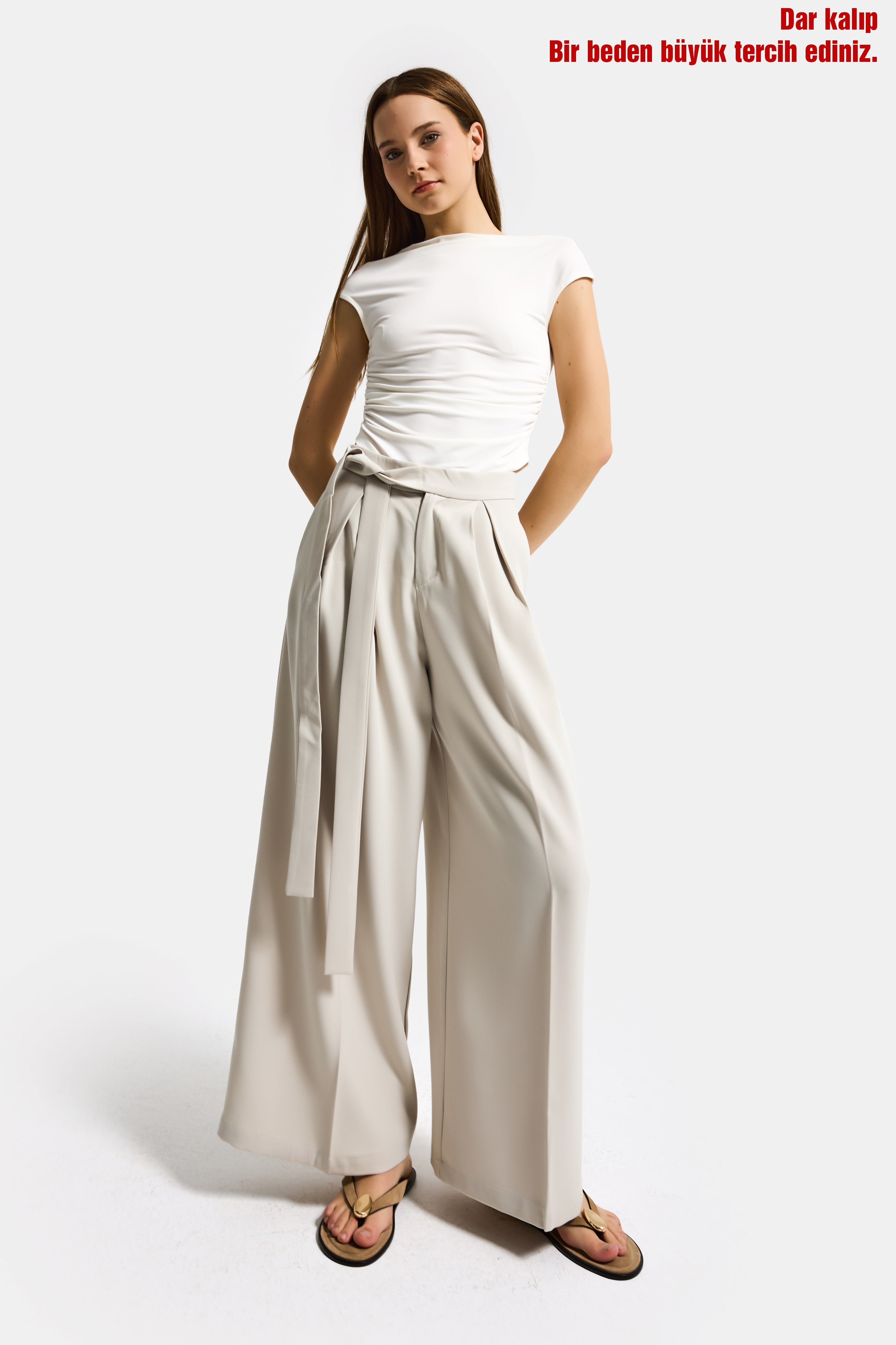 Kadın Ekru Bej w5 Palazzo Fit Özel Kumaş Kemer Detaylı Tasarım Pantolon