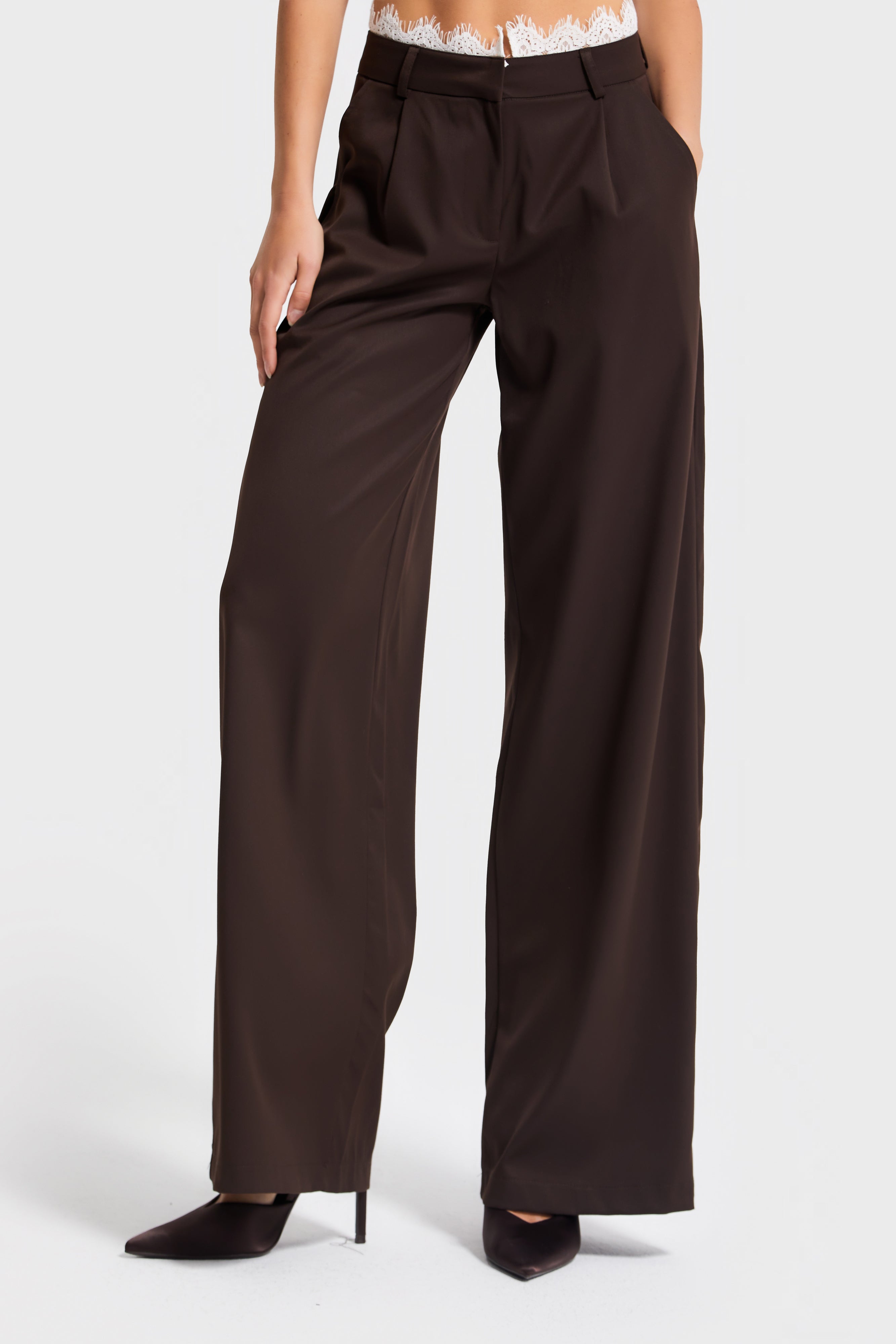 Kadın Kahverengi w5-16 Palazzo Fit Kemeri Dantel Detaylı Tasarım Pantolon