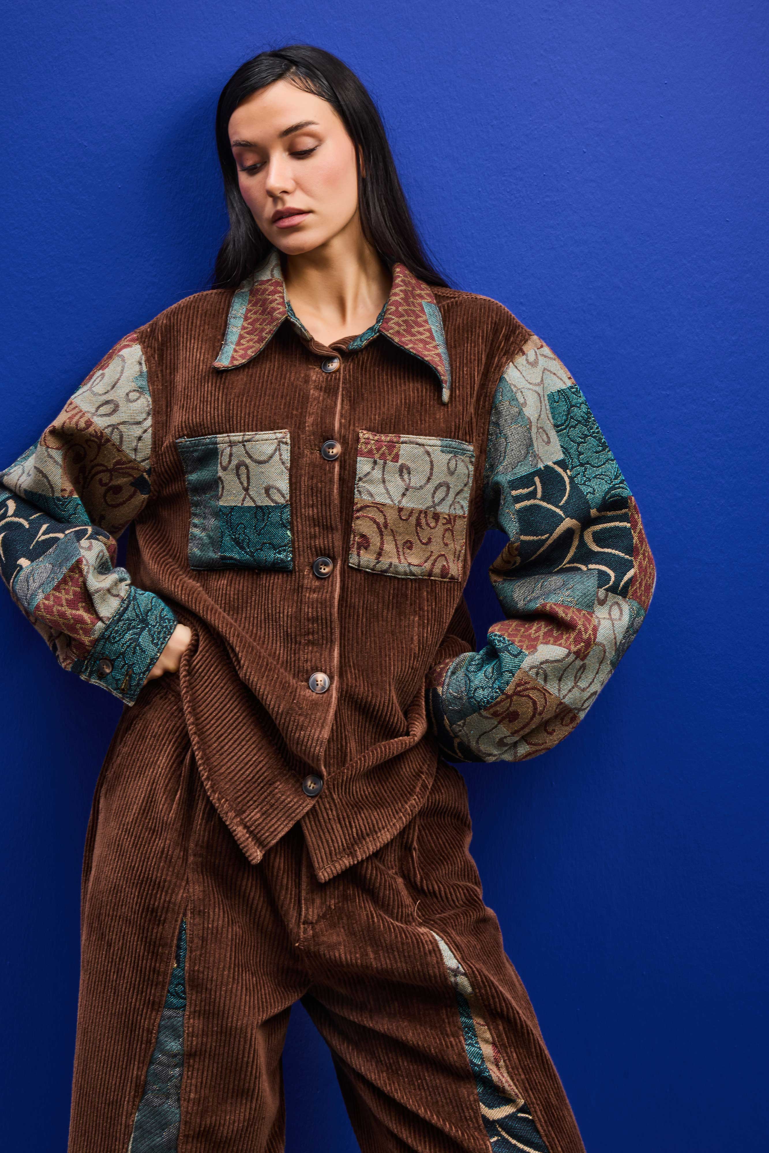 Kadın Kahve Etnik Desen 26w5-42 Oversize Fitilli Velvet Kadife Kumaş Tasarım Ceket