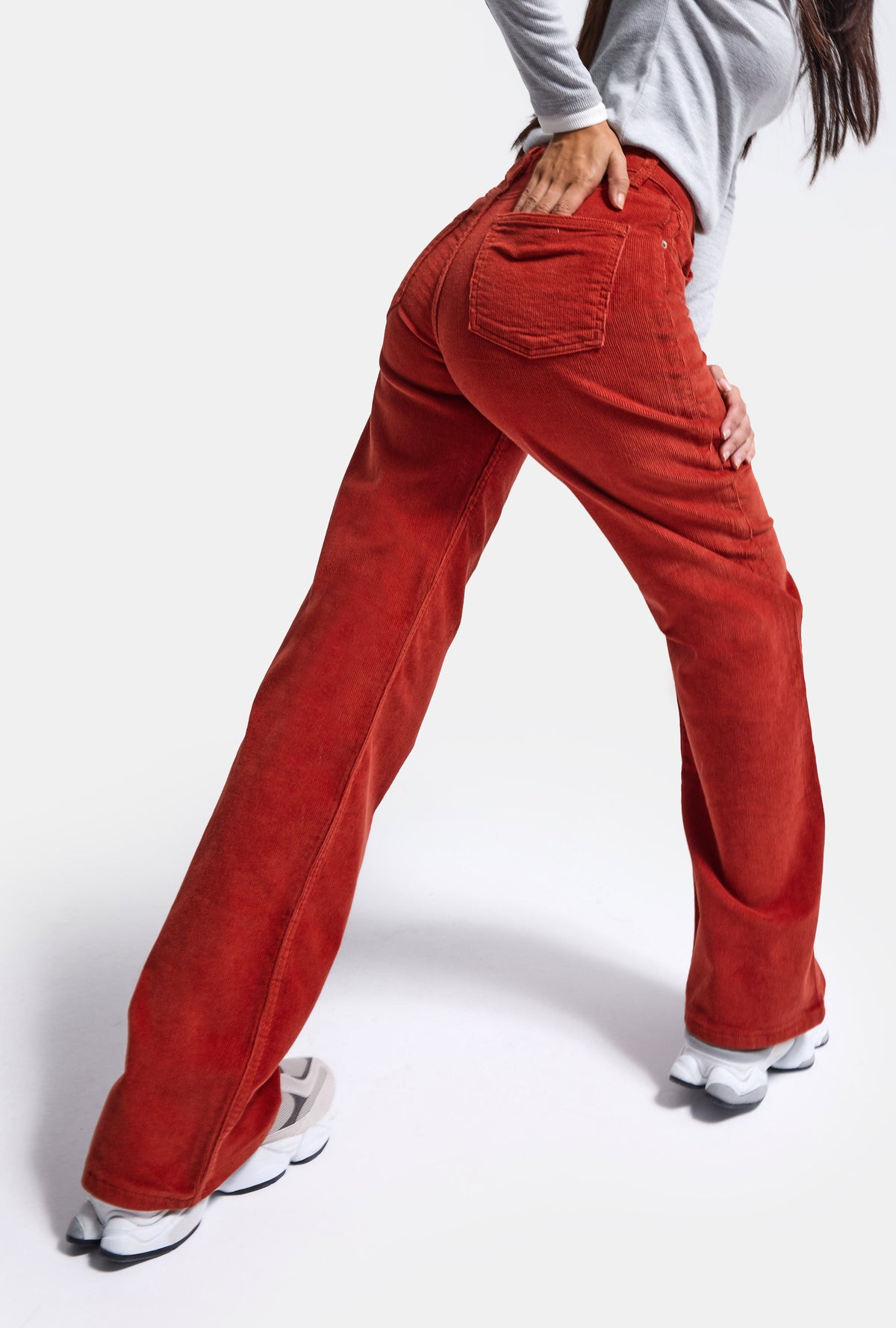 Kadın Kiremit Renk 26w5-104 İnce Fitilli Kadife Kumaş Straight Fit Pantolon